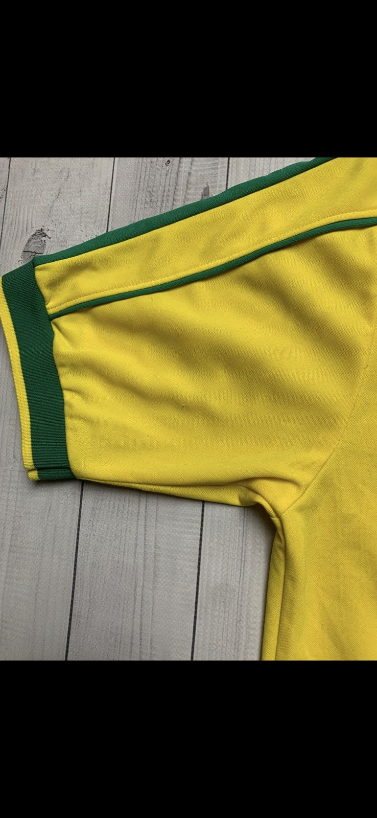 Vintage Vintage rare soccer tee Brazil logo 9 yellow Size US L / EU 52-54 / 3 - 5 Thumbnail