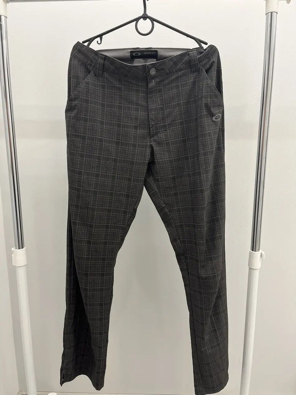 Oakley Oakley Check Logo Embroidered Pants Size US 32 / EU 48 - 1 Thumbnail
