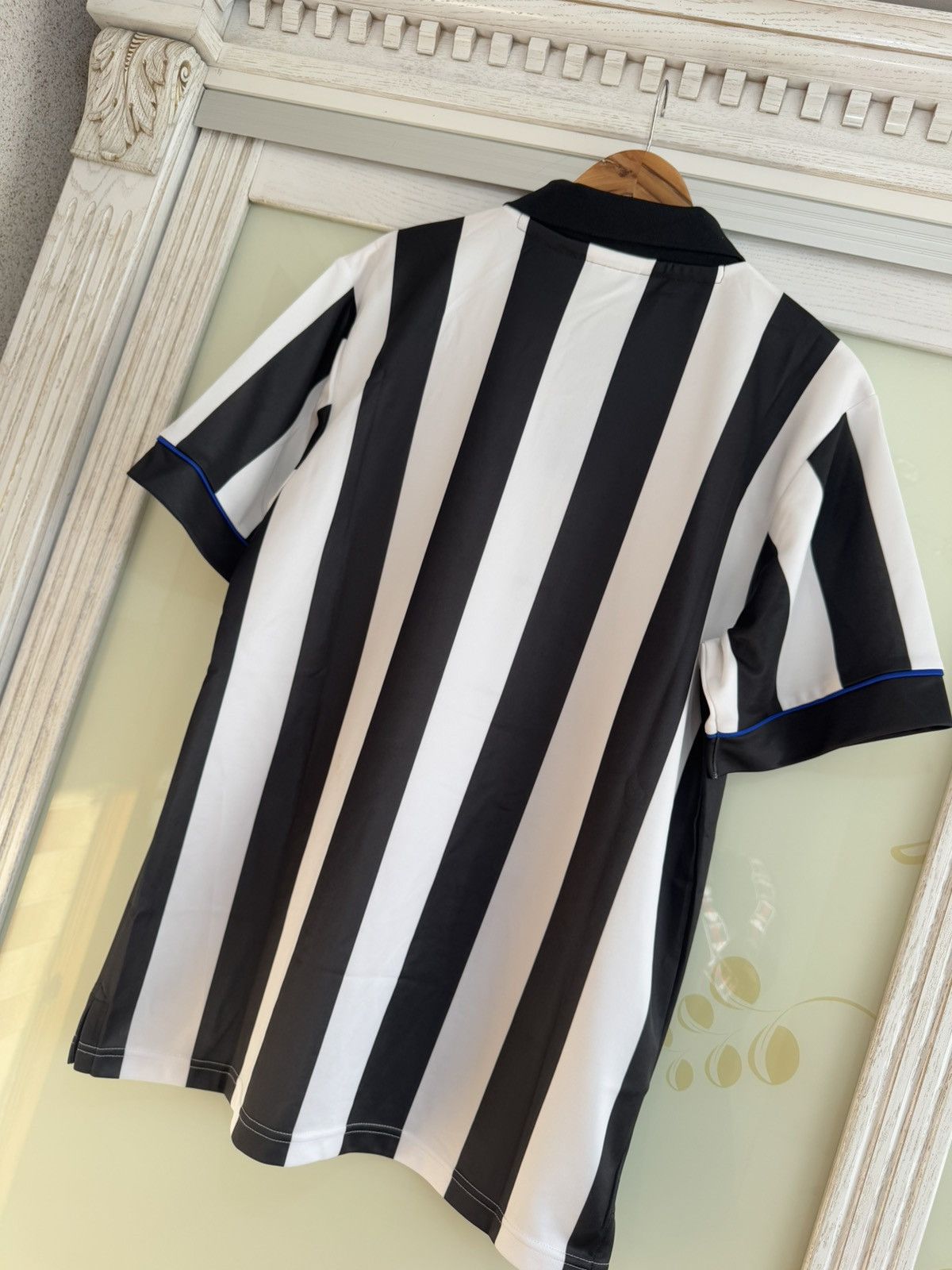 Vintage Vintage Newcastle United 1994-1995 Score Draw Soccer Jersey Size US L / EU 52-54 / 3 - 6 Thumbnail