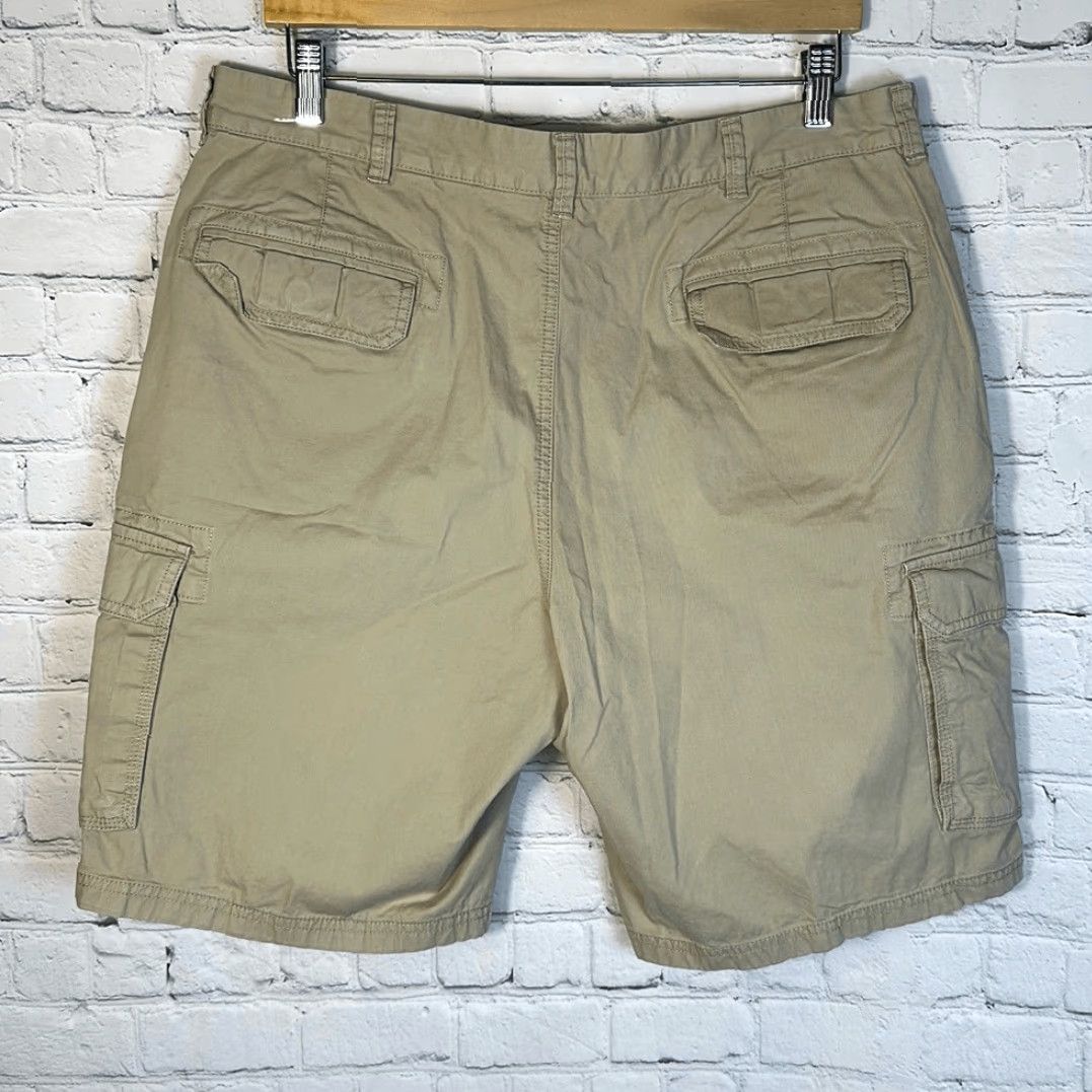 Brooks Brothers VINTAGE Brooks Brothers 346 Advantage Cargo Shorts Mens Tan Cotton Chino Size 36 Size US 36 / EU 52 - 6 Thumbnail