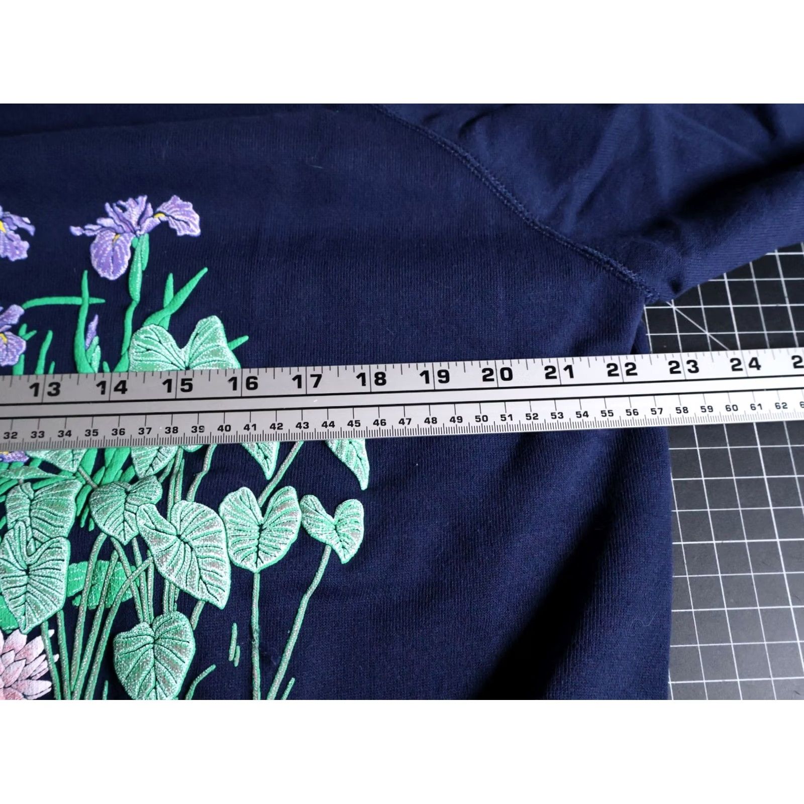 Hanes VINTAGE Hanes Sweatshirt Raglan 90s 80s Flower Nature Morning Sun Dark Blue Adult XL Women Size XL / US 12-14 / IT 48-50 - 6 Thumbnail