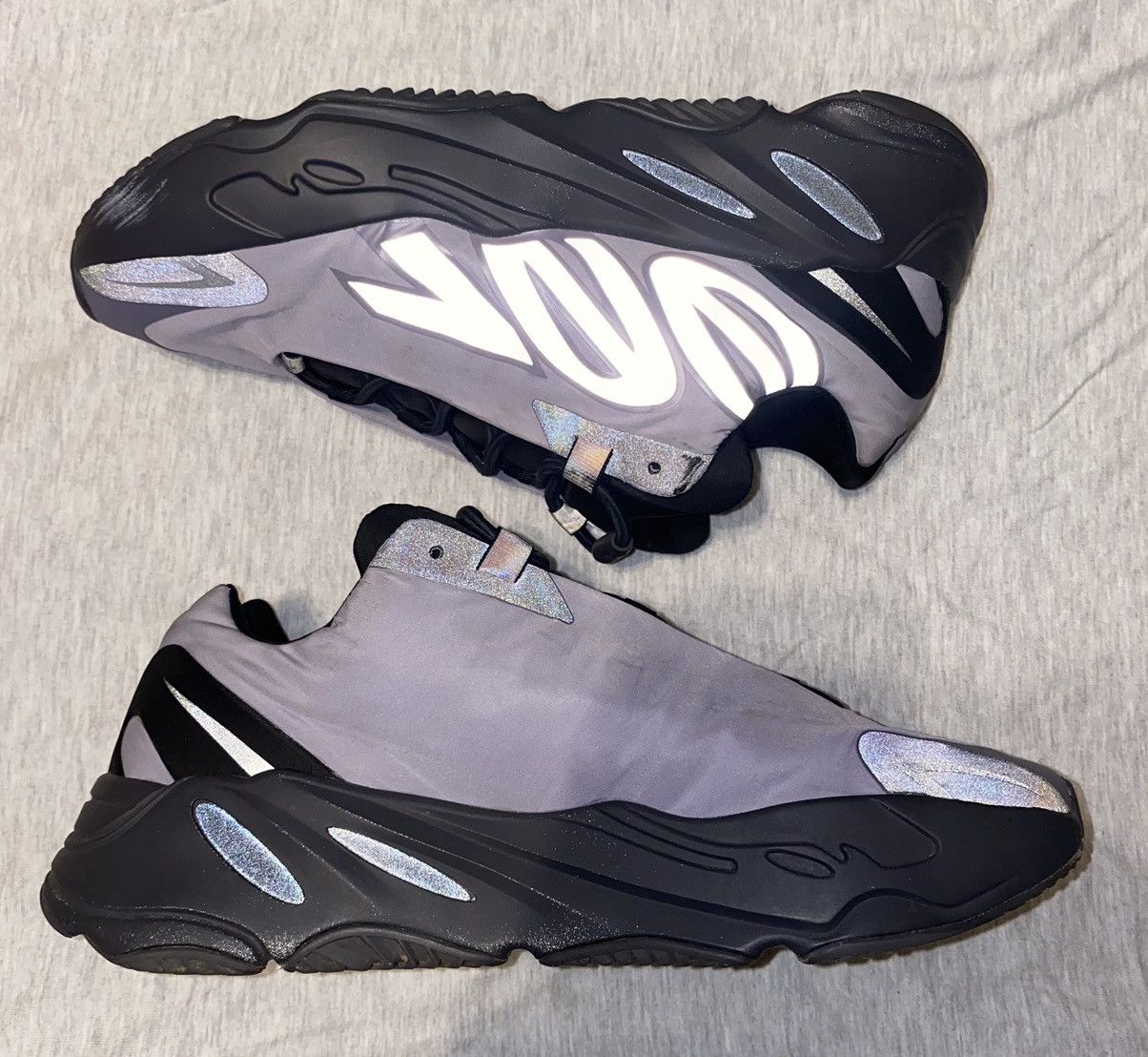 Adidas × Kanye West Yeezy 700 MNVM Geode Size US 11 / EU 44 - 1 Thumbnail