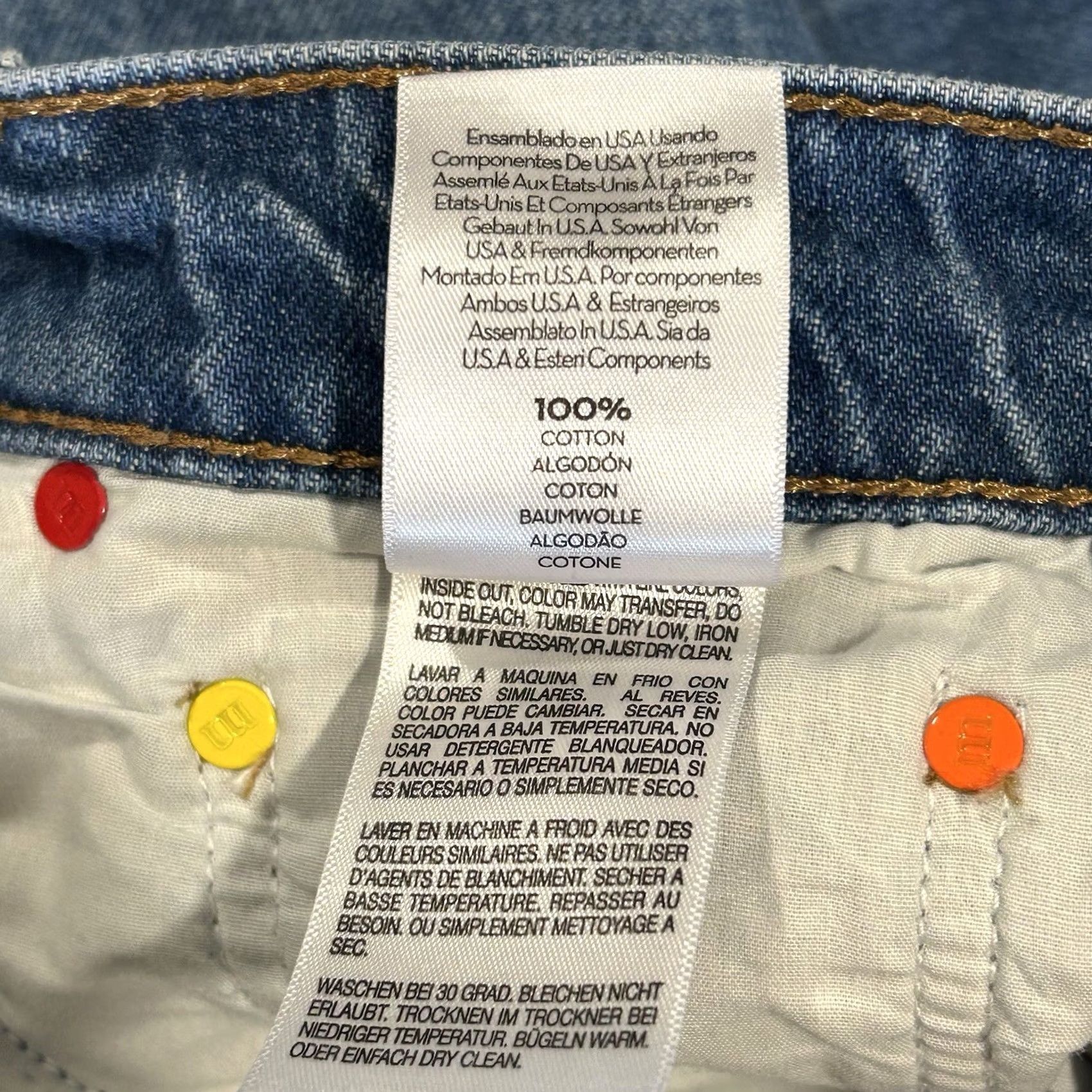 Vintage Mothe SNACKS! High Waisted Twizzy Skimp in Delicious Memories Jeans Women’s 27 Blue Denim Casual Regular 5-Pocket Designer Mom Jeans Womens Size 27" / US 4 / IT 40 - 7 Thumbnail
