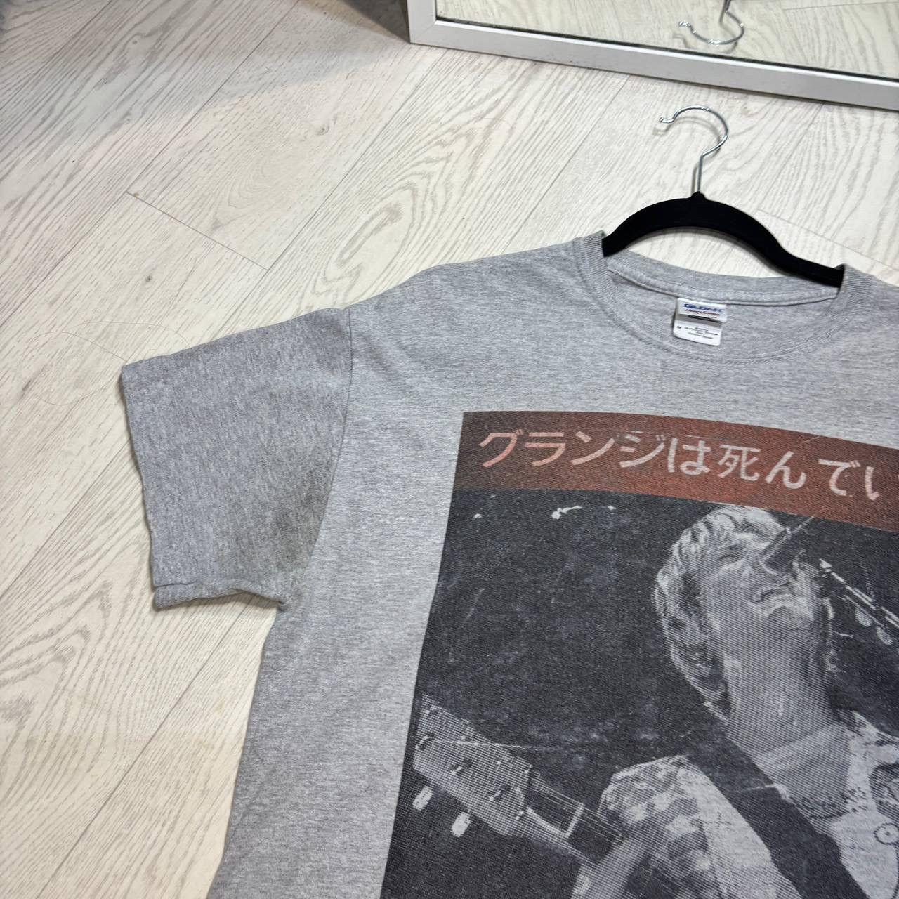 Band Tees Kurt Cobain 2011 Nirvana The End Of Music T-shirt Size:M Size US M / EU 48-50 / 2 - 5 Thumbnail