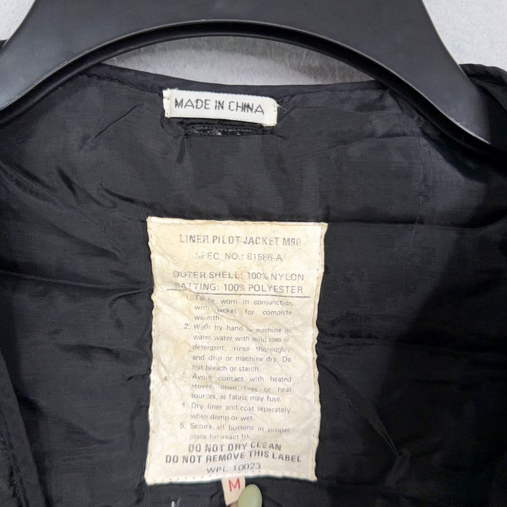 Vintage Liner Pilot Jacket M90 Mens Medium Black Quilted Nylon Padded Military Outdoor Workwear Jacket Size US M / EU 48-50 / 2 - 5 Thumbnail