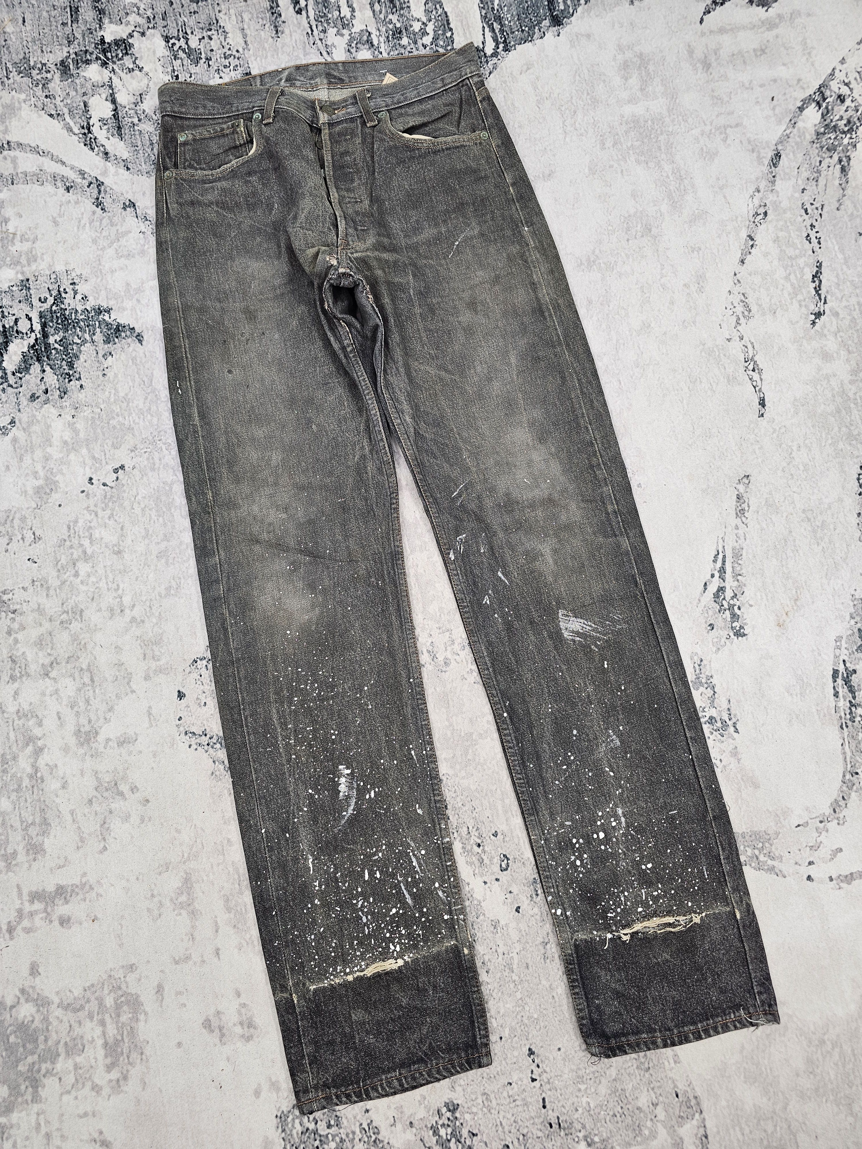 Levi's Vintage LEVIS 501 Ripped Paint Splash Black Jeans L0451 Size US 33 - 2 Thumbnail