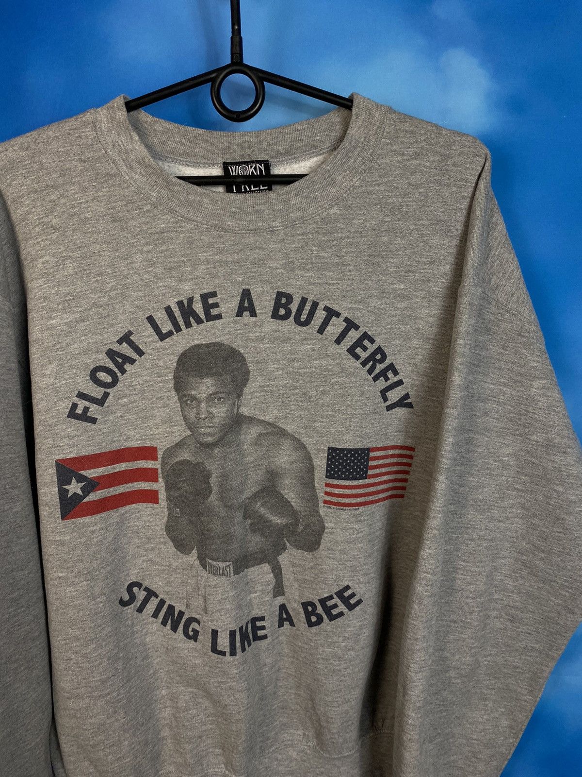 Vintage 1990s Muhammad Ali Boxing legend sweatshirt Size US M / EU 48-50 / 2 - 3 Thumbnail