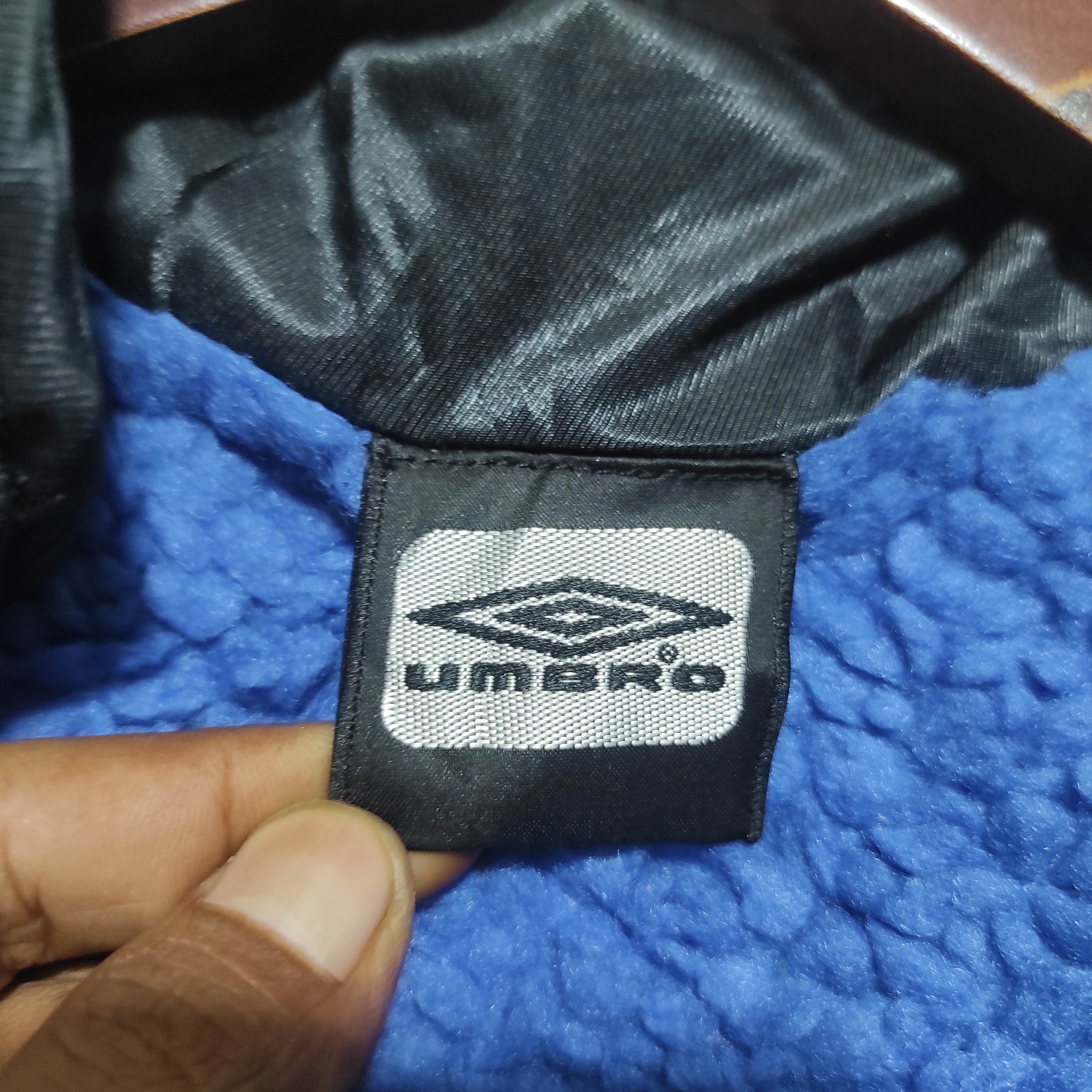 Umbro Vintage Umbro Long Jacket Size US S / EU 44-46 / 1 - 9 Thumbnail
