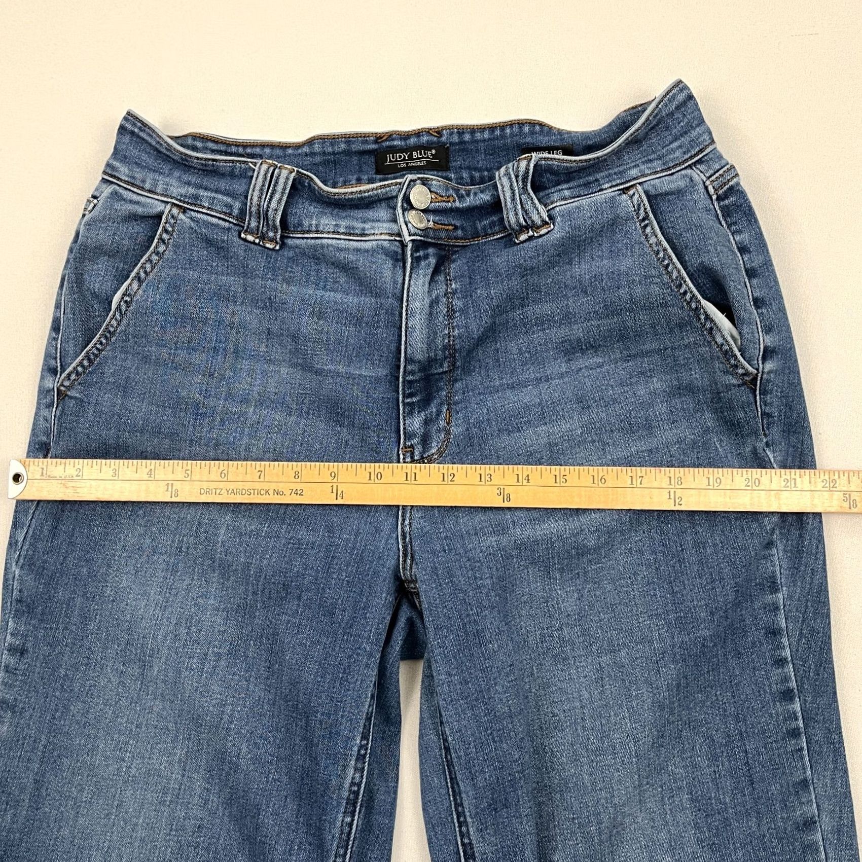 Vintage Judy Blue Jeans Size 16W W36 I31 Wide Leg Blue Denim Stretch High Waist Chic Women Jeans Everyday Wear 5-Pocket Size 38" / US 16 / IT 52 - 6 Thumbnail