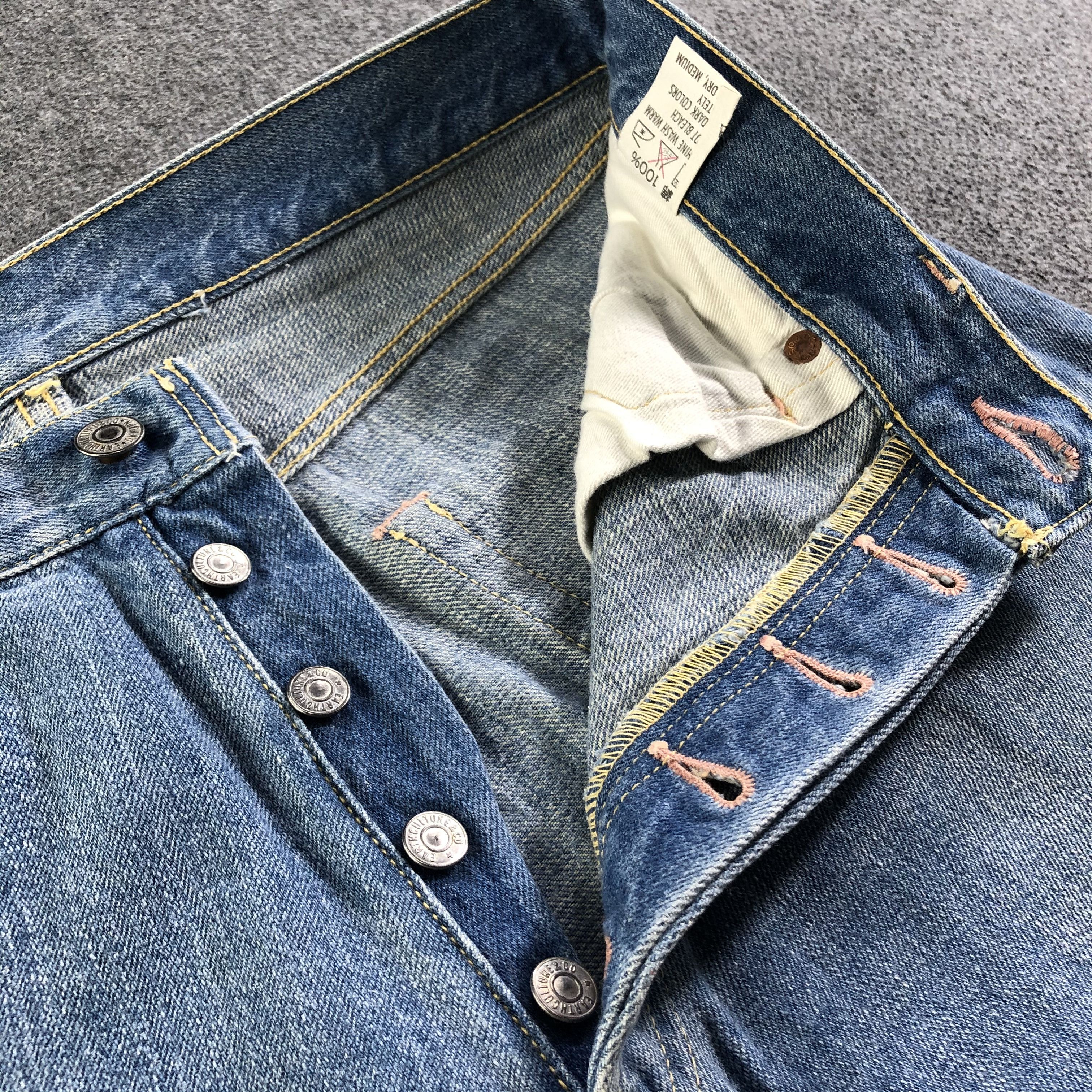 Japanese Brand Vintage Light Wash Earth Culture Redline Jeans-J2993 Size US 31 - 8 Thumbnail