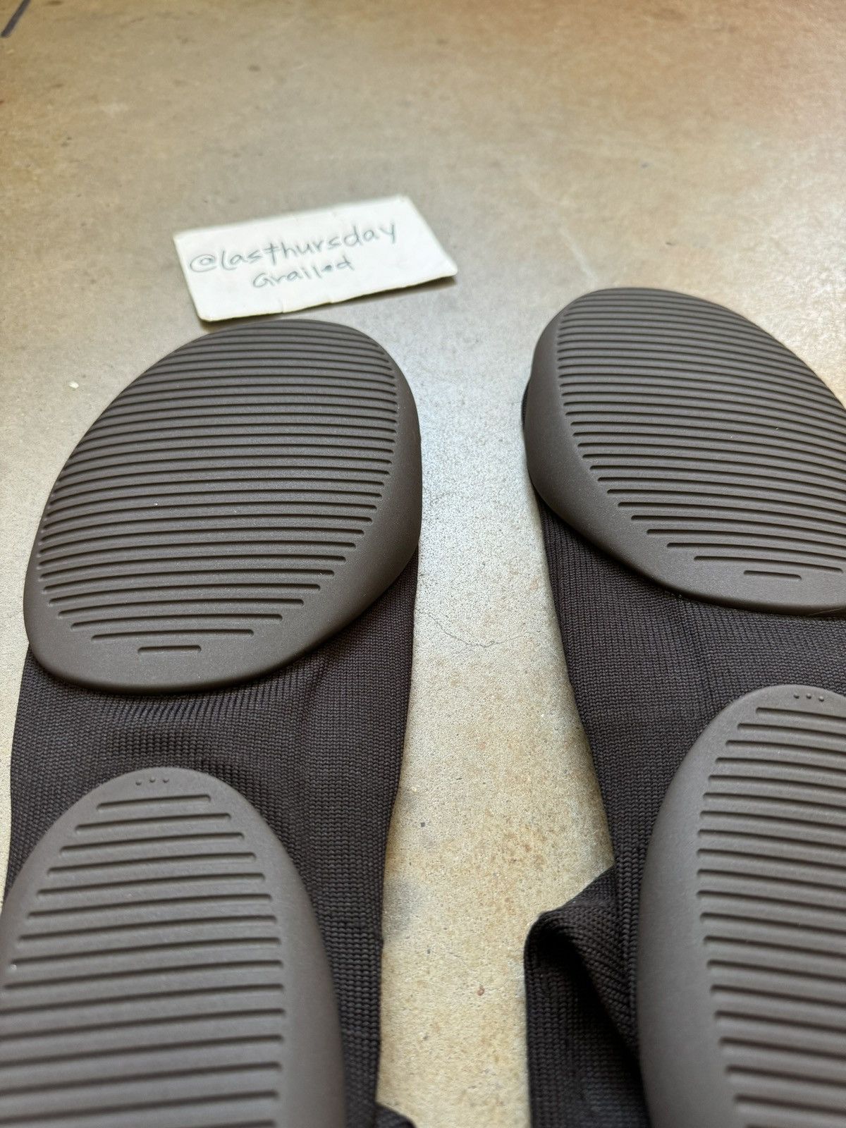 Kanye West × Yeezy YZY Pods Shoes Black Size 3 Size US 12 / EU 45 - 4 Thumbnail