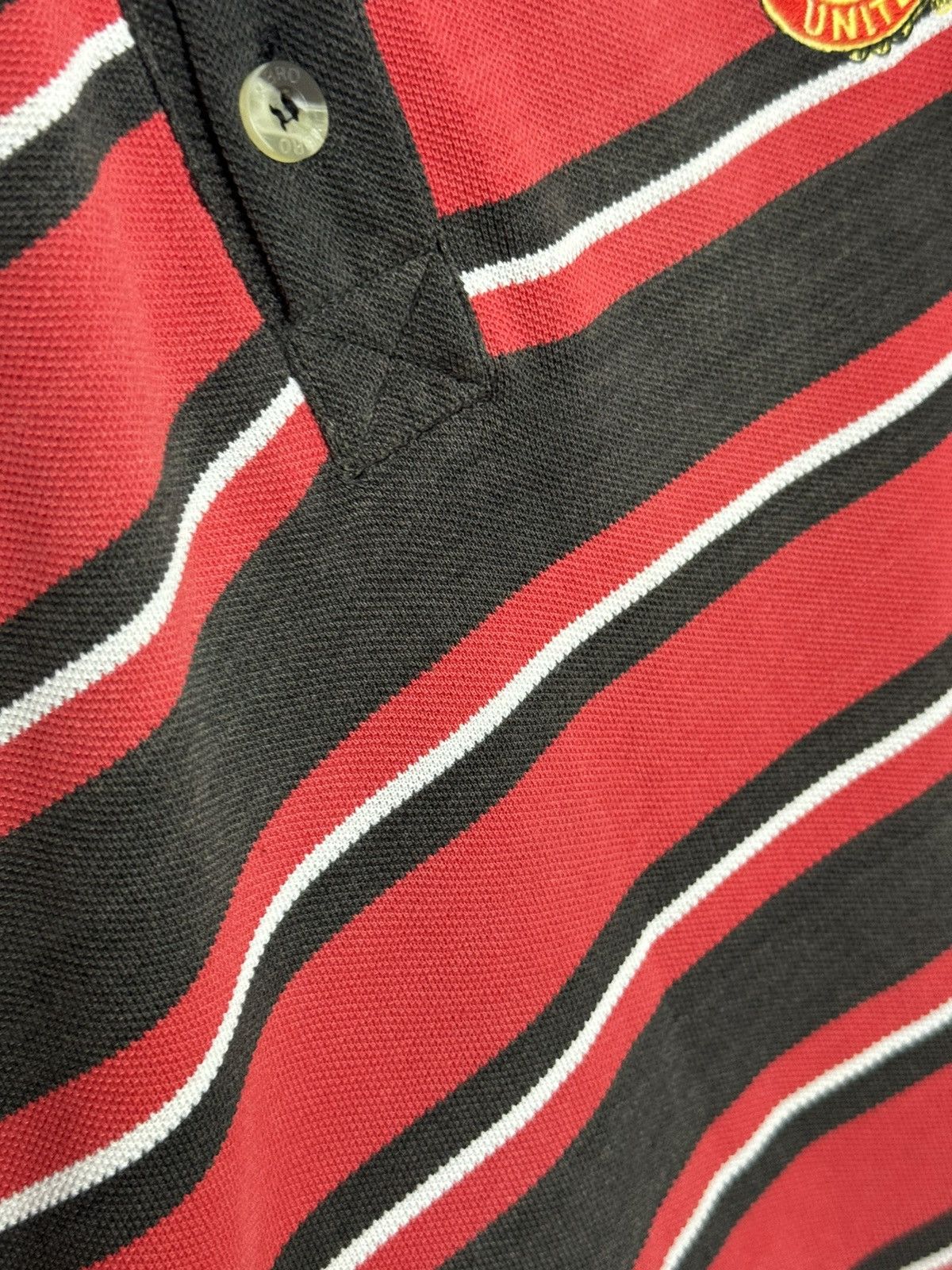 Umbro Vintage 1990’s Manchester United Training Football T-Shirt Size US S / EU 44-46 / 1 - 5 Thumbnail