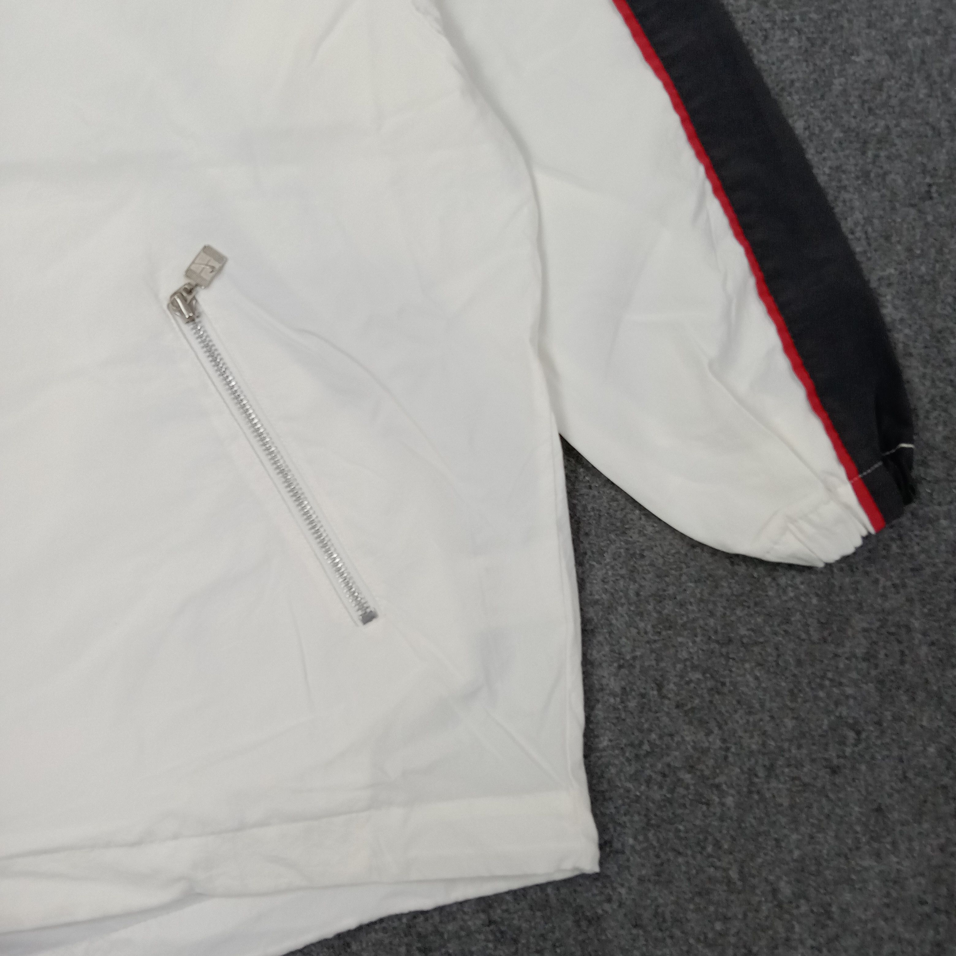 Nike Nike Court American Sport Windbreaker Sweatshirt C254N7 Size US L / EU 52-54 / 3 - 4 Thumbnail