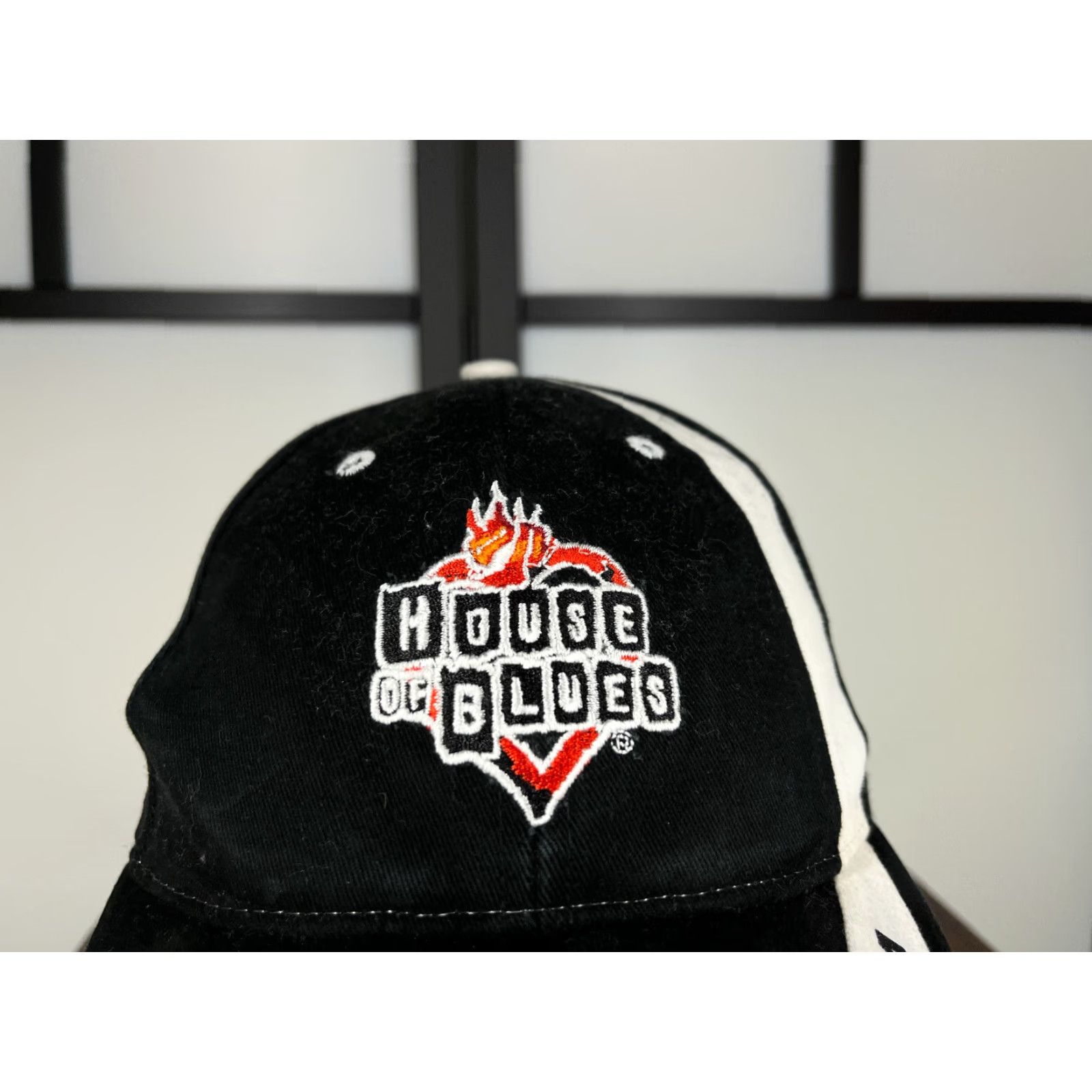 Vintage House of Blues Hat Cap Strap Back Adult One Size Black Cotton Music Logo, Baseball Cap, Twill, Adjustable Men Size ONE SIZE - 2 Thumbnail