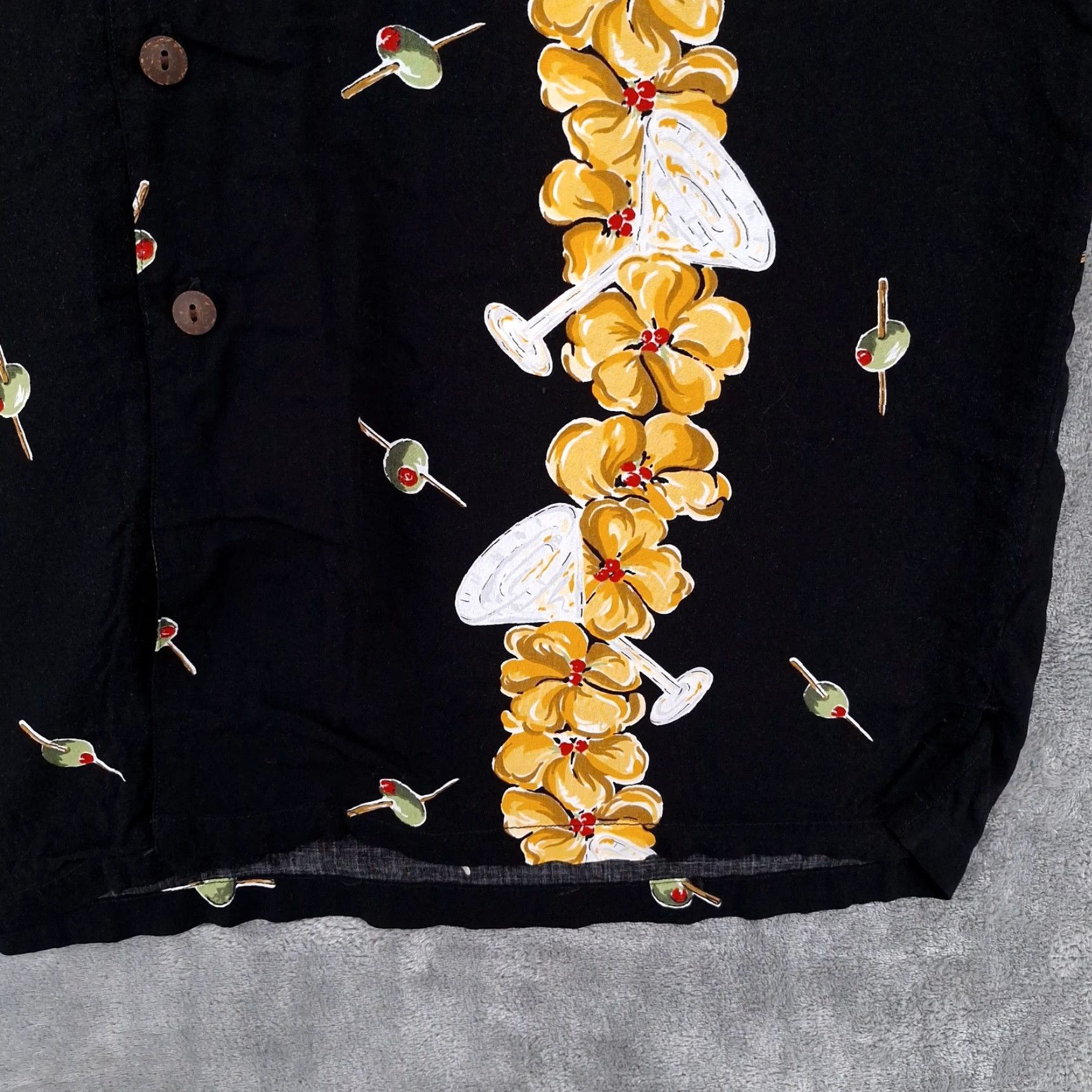 Olive Kahala Hawaiian Shirt Mens XL Black Martini Olives Button Short Sleeve Aloha Size US XL / EU 56 / 4 - 4 Thumbnail