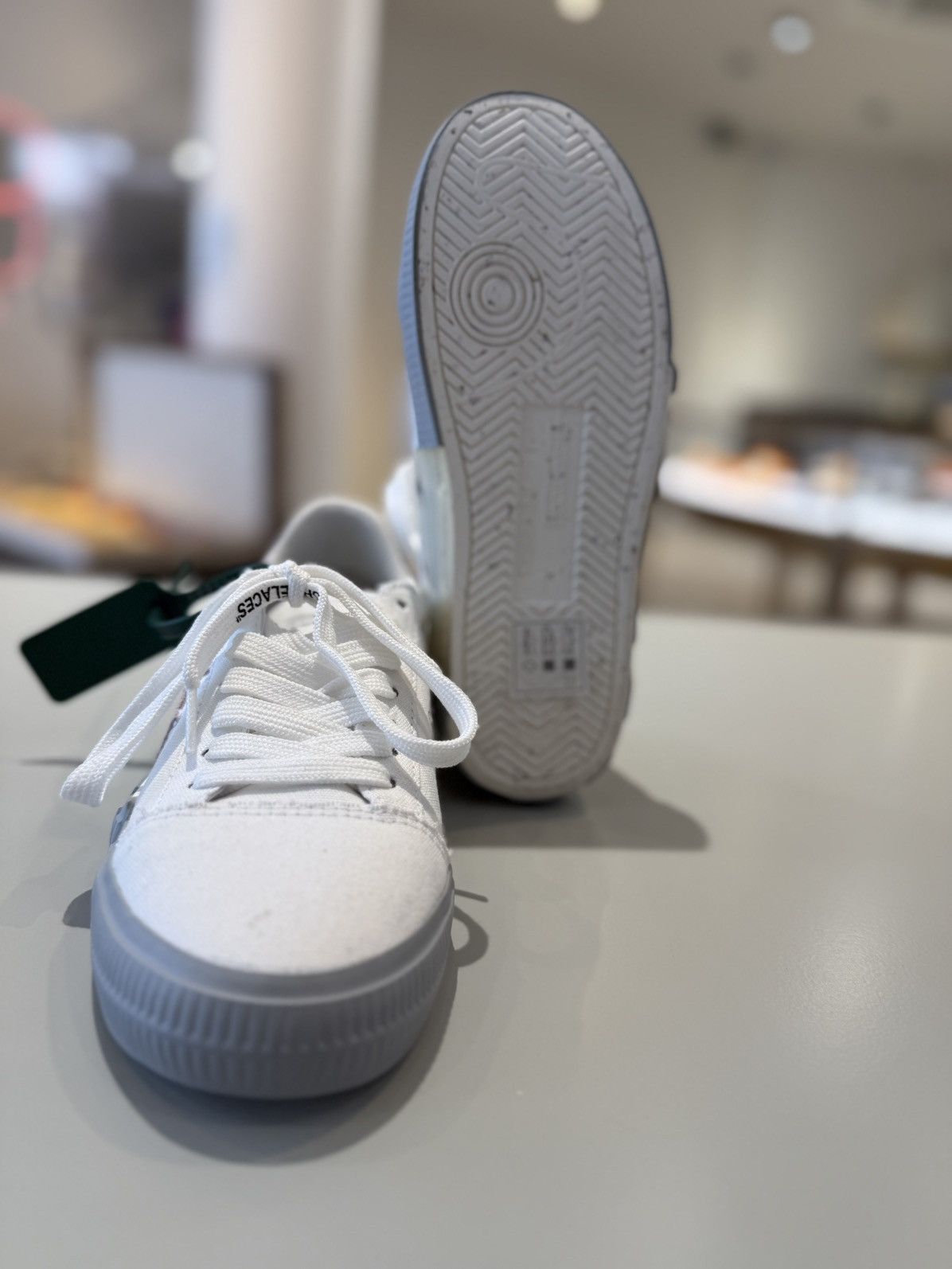 Off-White Off-White New Low Vulcanized sneakers Size US 7 / EU 40 - 5 Thumbnail