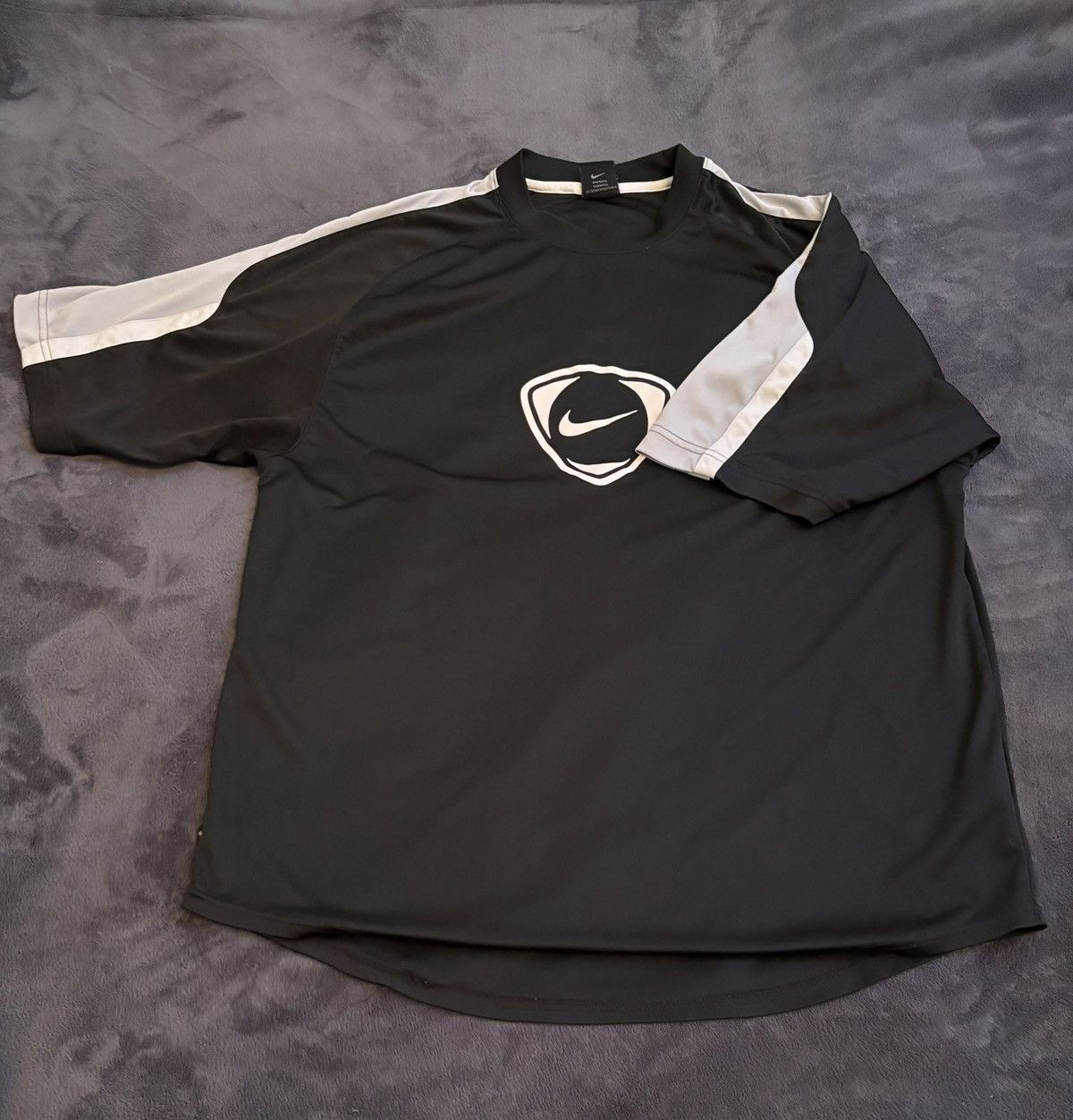 Nike Vintage Nike 2000s Athletic Jersey Black Size US XL / EU 56 / 4 - 1 Thumbnail