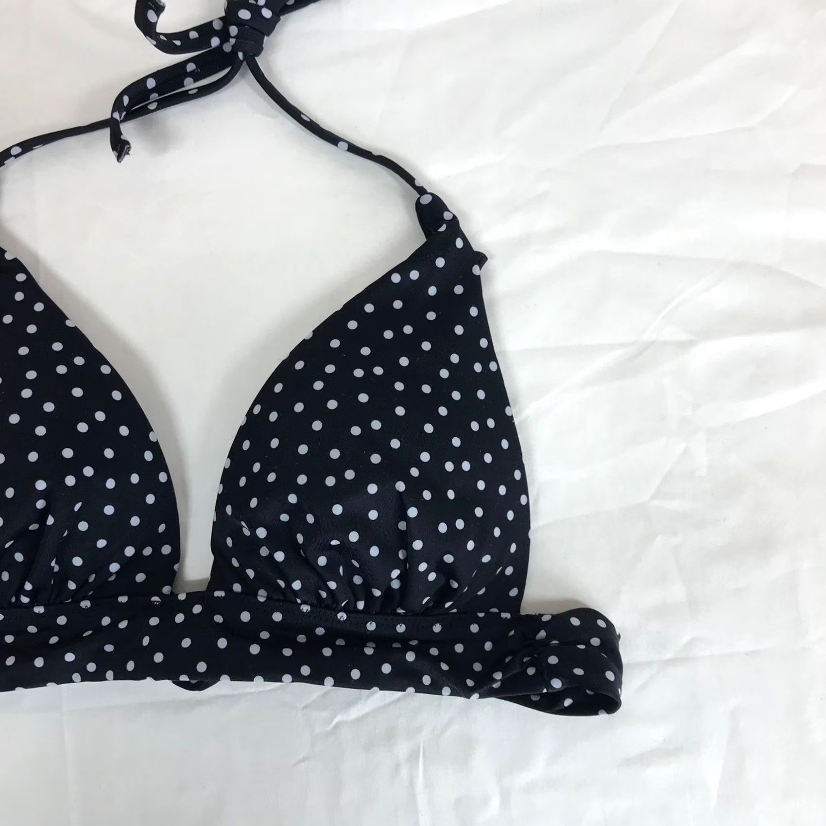 Victoria's Secret Victorias Secret Triangle Bikini Top Womens XS Black White Polka Dot Halter Size XS / US 0-2 / IT 36-38 - 3 Thumbnail