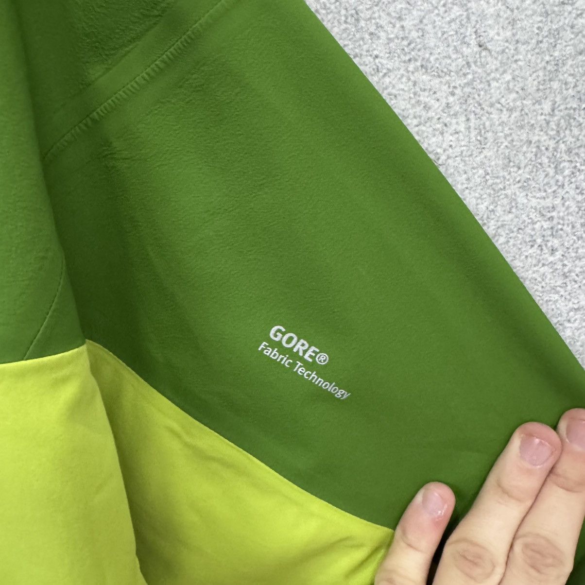 Arc'teryx Vintage Arcteryx Gore-Tex Jacket Core Fabric Tehnology Size US S / EU 44-46 / 1 - 4 Thumbnail
