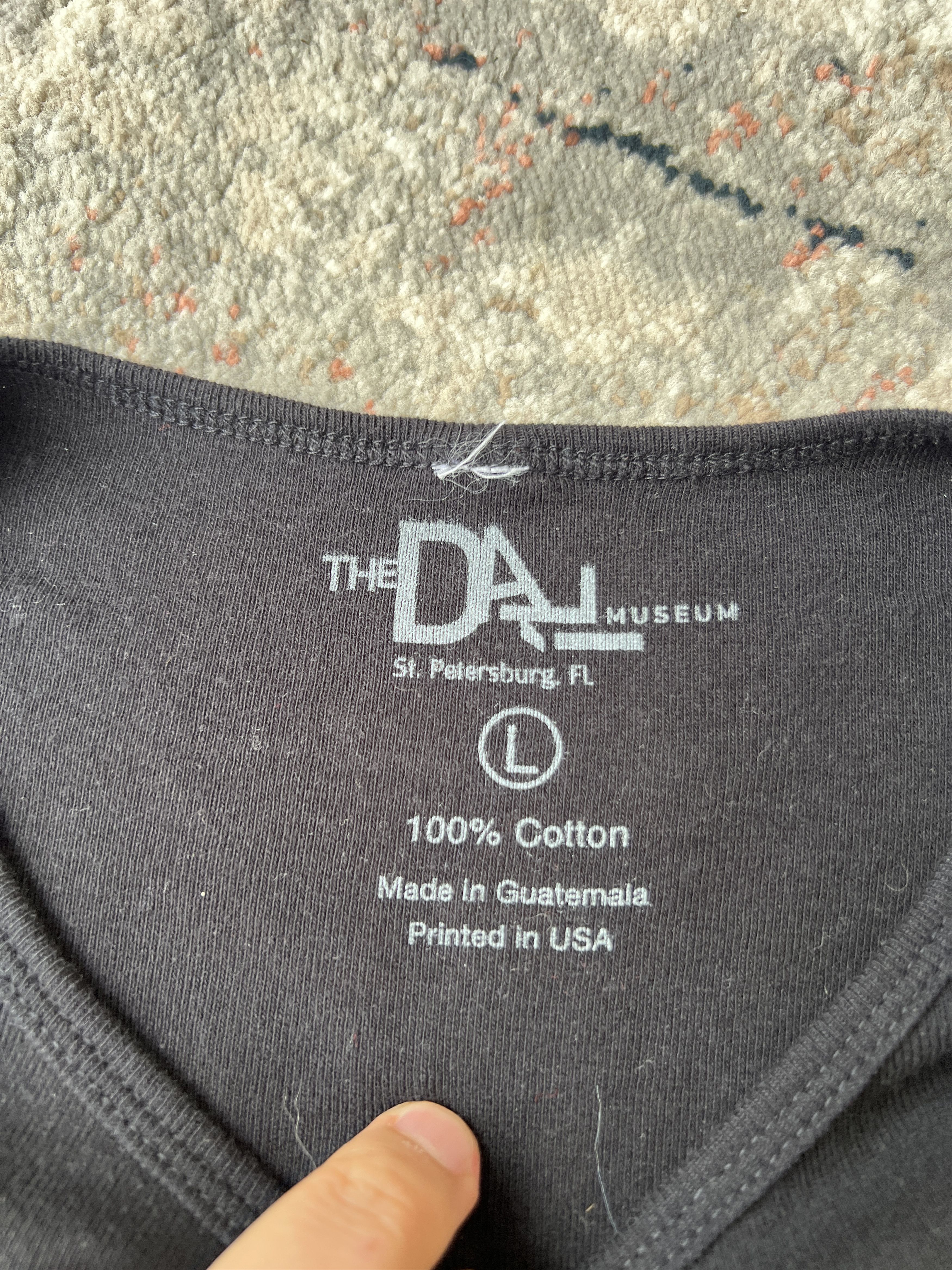 Vintage Warhol Art. Fame. Mortality. The Dali Museum Tee Size US L / EU 52-54 / 3 - 2 Thumbnail