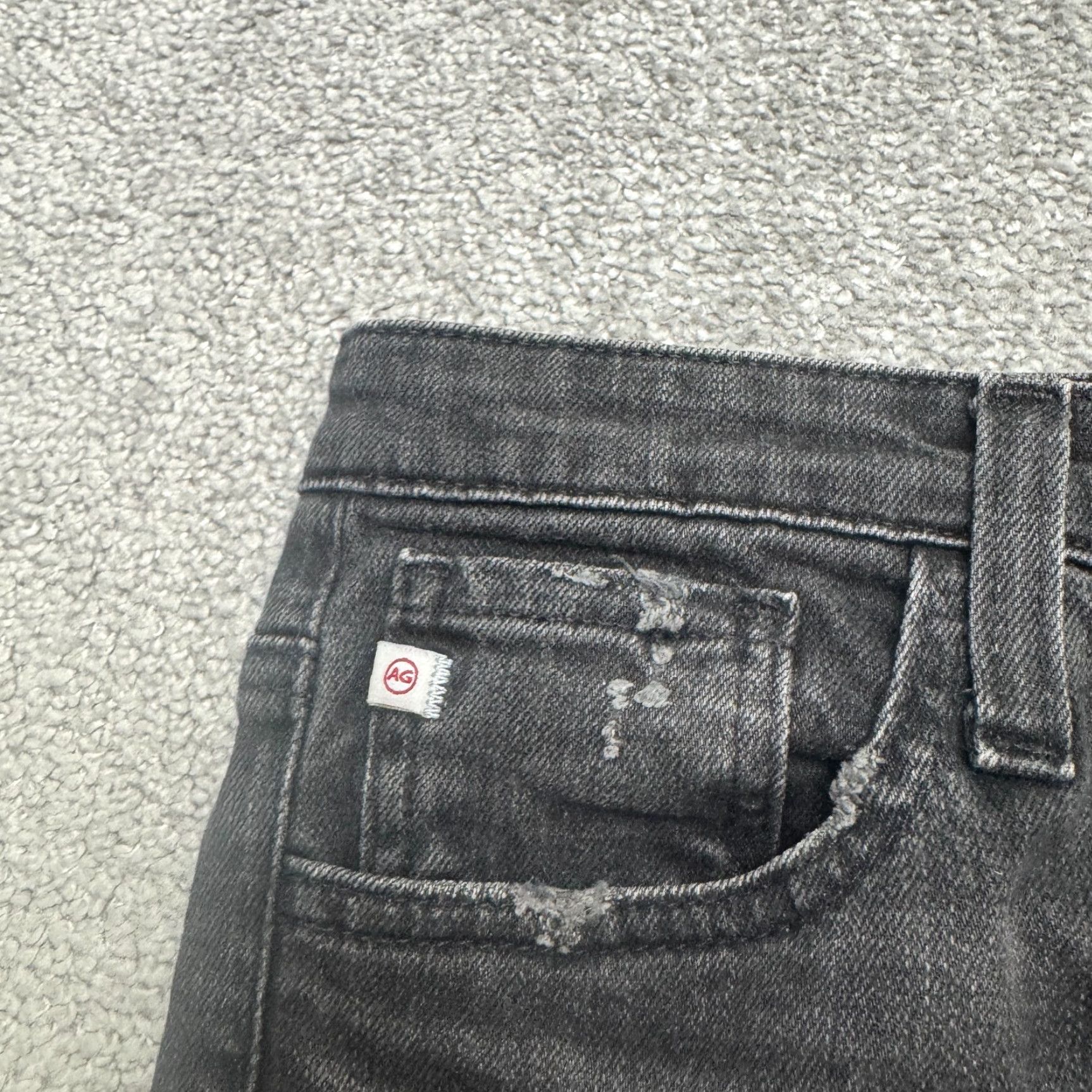Vintage AG Adriano Goldschmied The Isabelle Button-Up High Rise Straight Crop Jeans 26R Black Denim Jeans Size 26" / US 2 / IT 38 - 4 Thumbnail