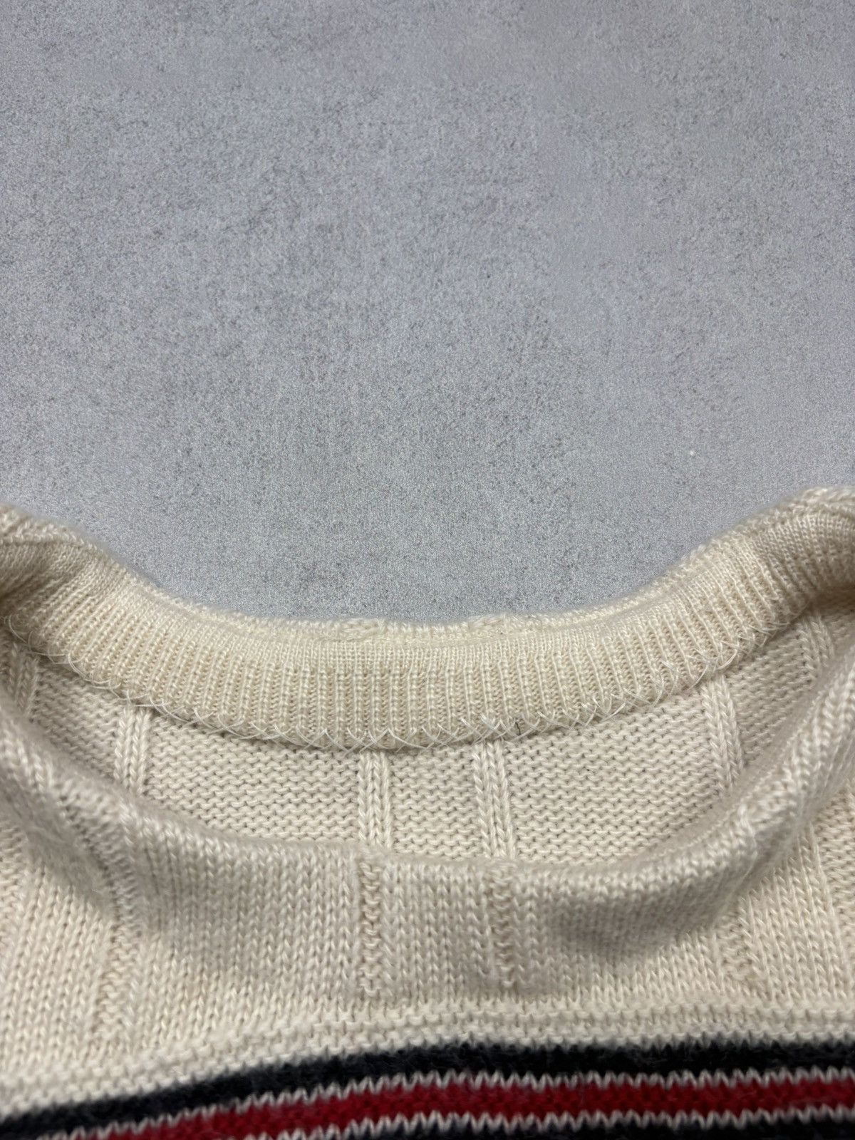 Lacoste Lacoste Vintage Wool Blend Nordic Knit Sweater Aztec Patern Size US XL / EU 56 / 4 - 9 Thumbnail