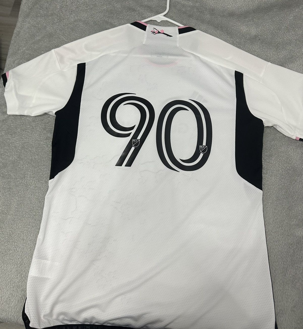 Adidas D.C. UNITED jersey Size US L / EU 52-54 / 3 - 7 Thumbnail