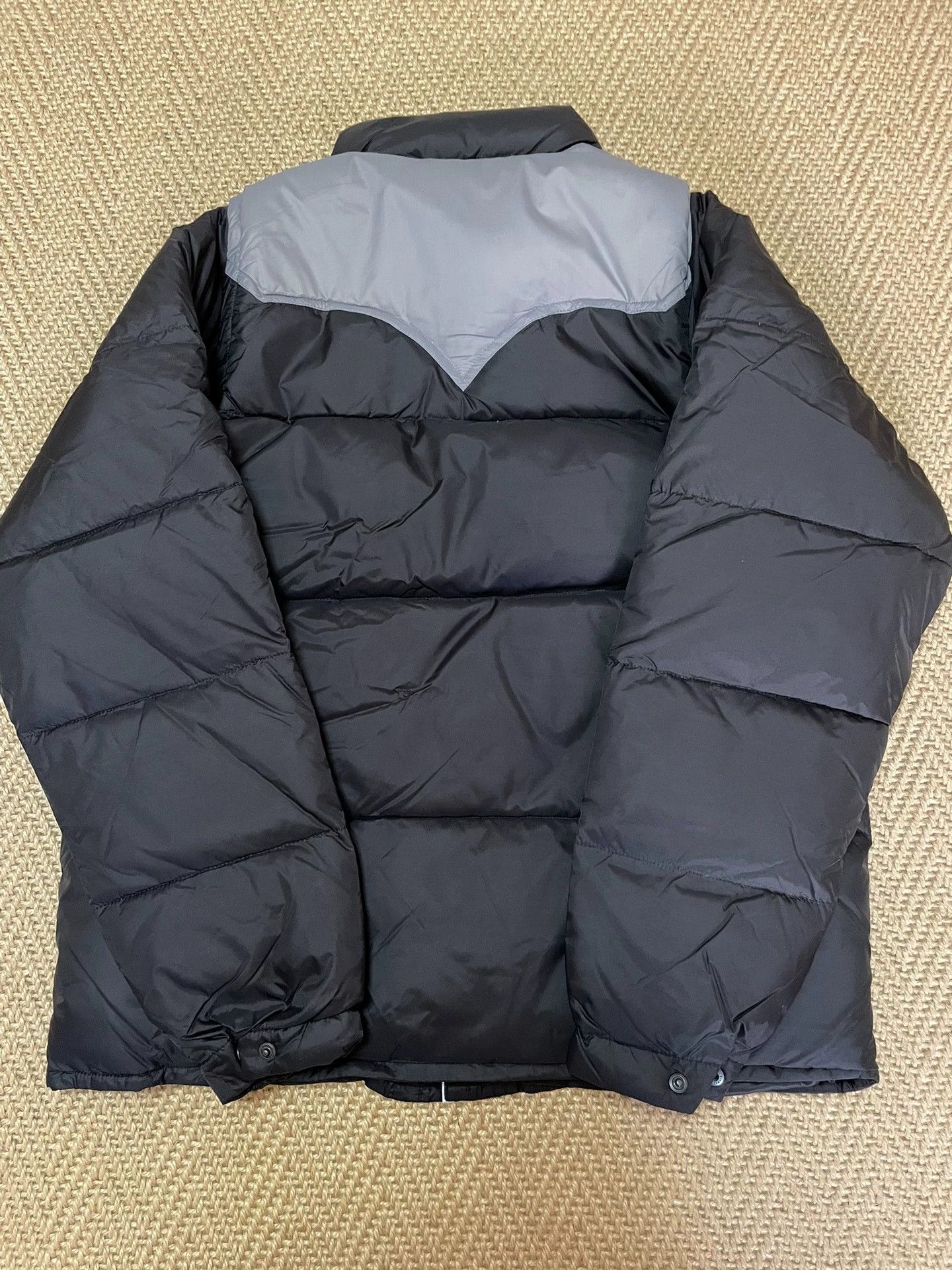 Bape BAPE Color Blocked Detachable Sleeve Down Jacket M Size US M / EU 48-50 / 2 - 2 Thumbnail