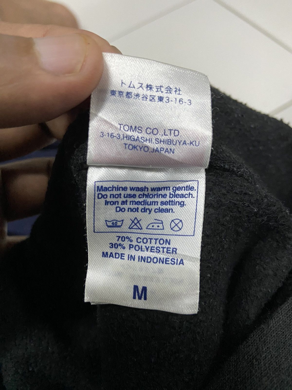 Japanese Brand WOMCADOLE BRAND BLACK HOODIE Size US M / EU 48-50 / 2 - 8 Thumbnail