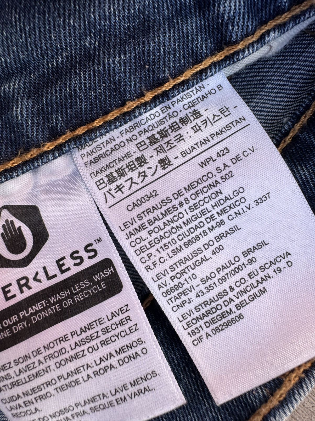 Levi's LEVI’S BLUE DENIM JEANS 502 WATERLESS SIZE 34 x 30 Size US 34 / EU 50 - 6 Thumbnail