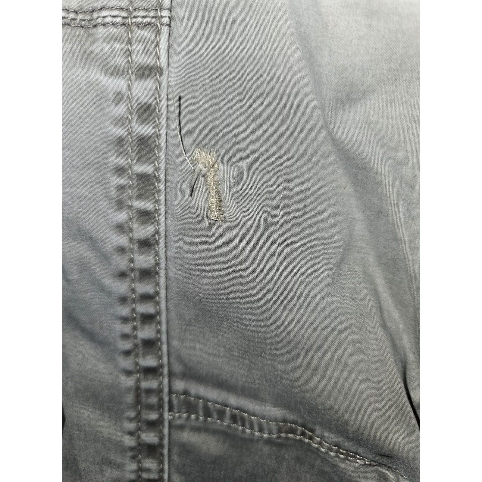 Vintage Kuhl Mens 38x34 Gray Stretch Canvas Carpenter Pants Regular Inseam 32in Workwear Casual Regular Fit 5-Pocket Design Zip Fly Button Closure Size US 38 / EU 54 - 7 Thumbnail