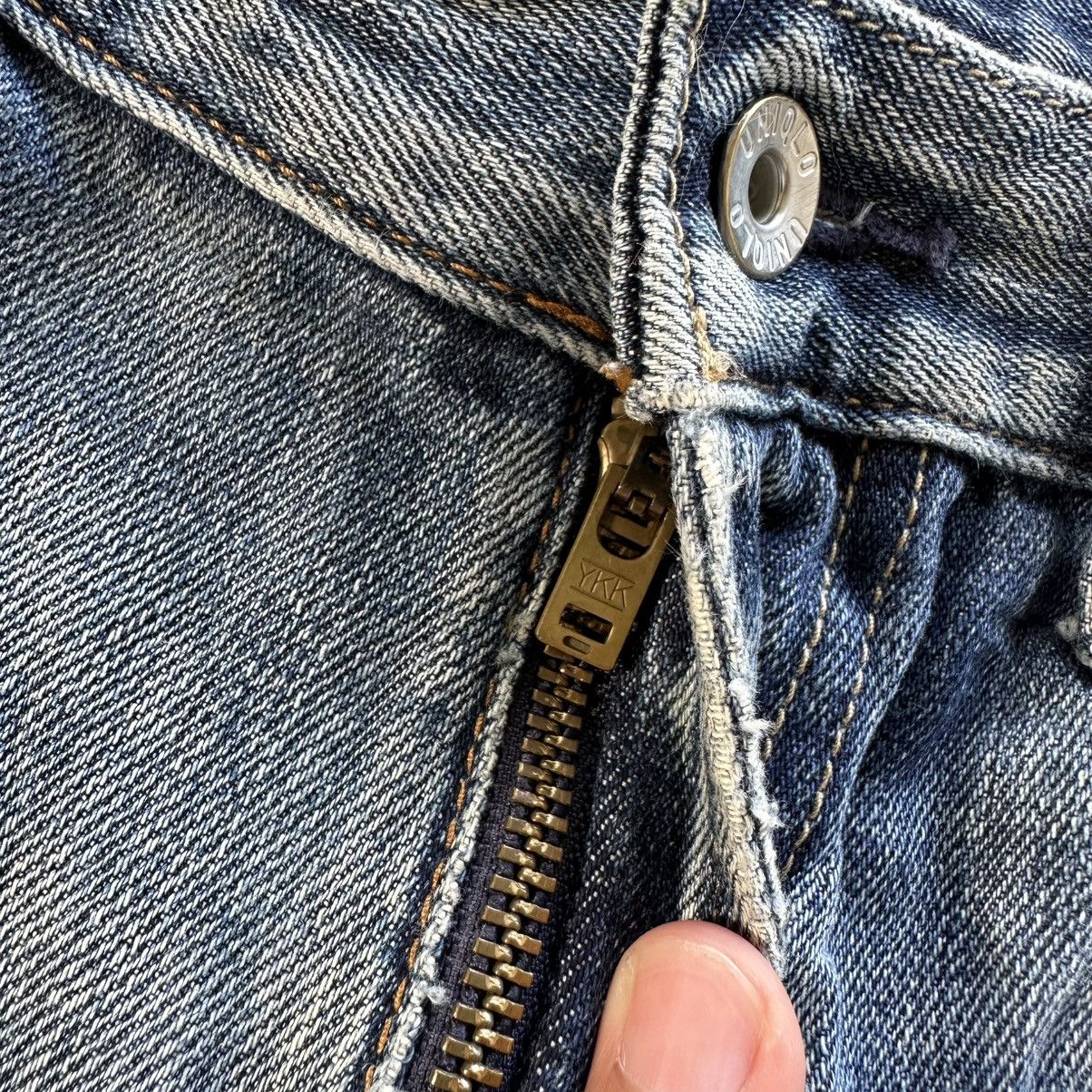 Japanese Brand Vintage Japanese Distressed Faded Denim Jean Pant W32 Size US 32 / EU 48 - 5 Thumbnail