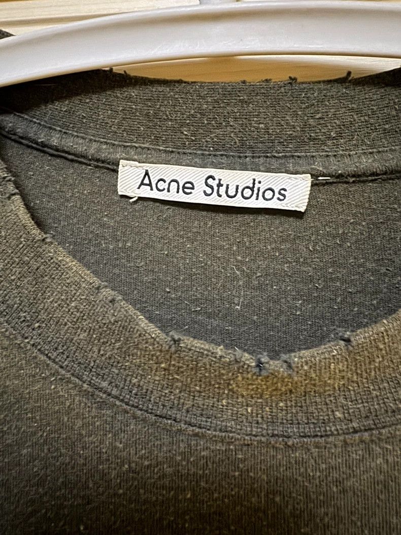 Acne Studios Acne Studios Long-sleeved T-shirt with distressed decals Size XS / US 0-2 / IT 36-38 - 3 Thumbnail