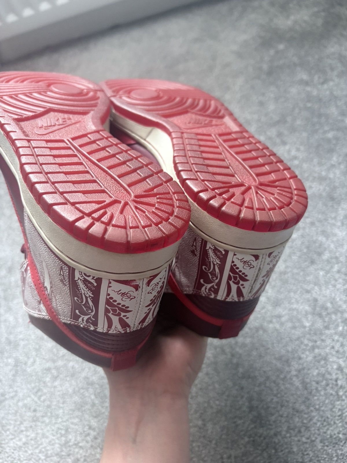 Nike Nike 2005 Sample Tiger Woods Dunks Size US 9 / EU 42 - 20 Thumbnail