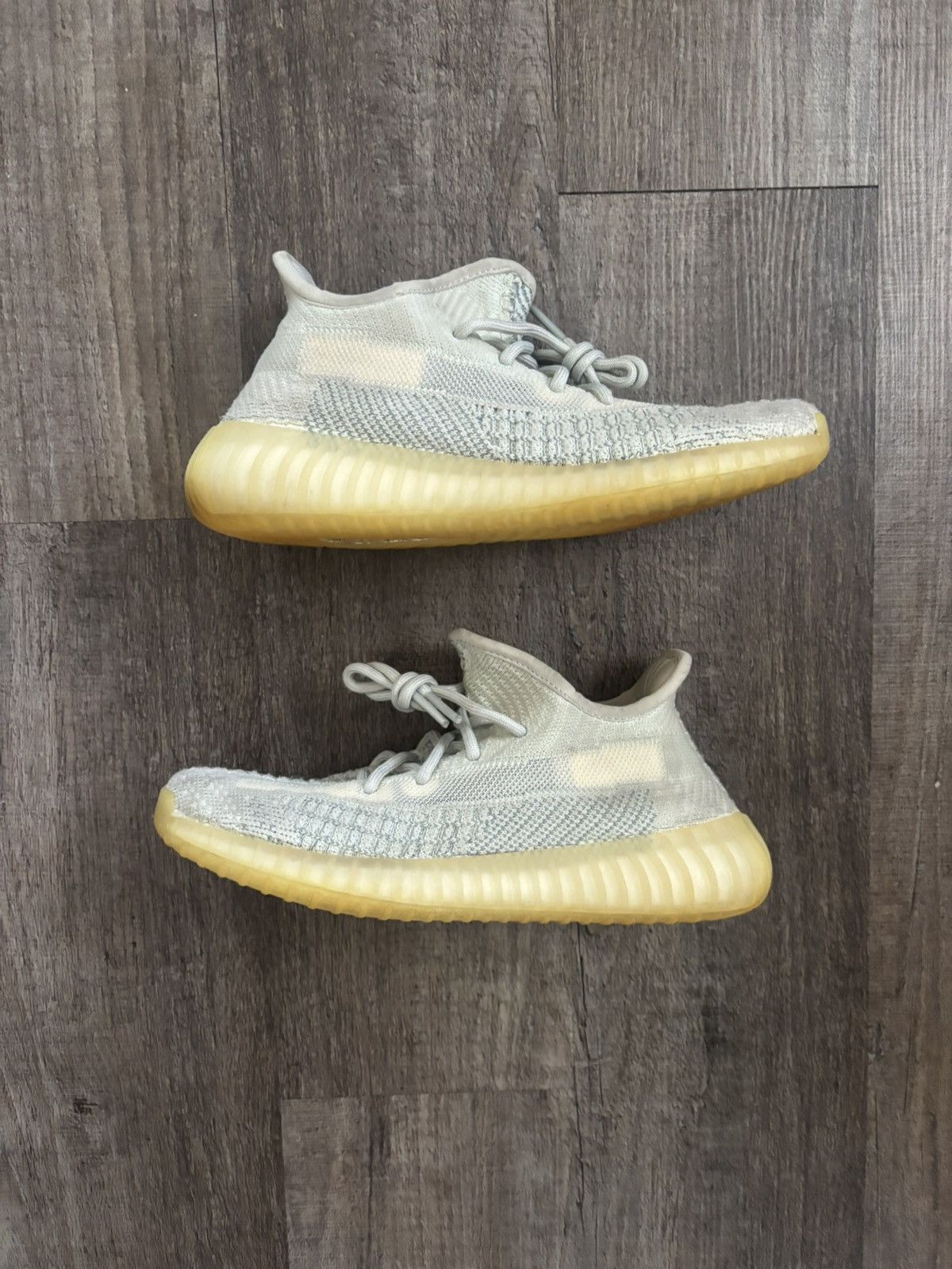 Yeezy Adidas Yeezy Boost 350 v2 ‘Cloud White Reflective’ FW5317 Size US 7.5 / IT 37.5 - 1 Thumbnail