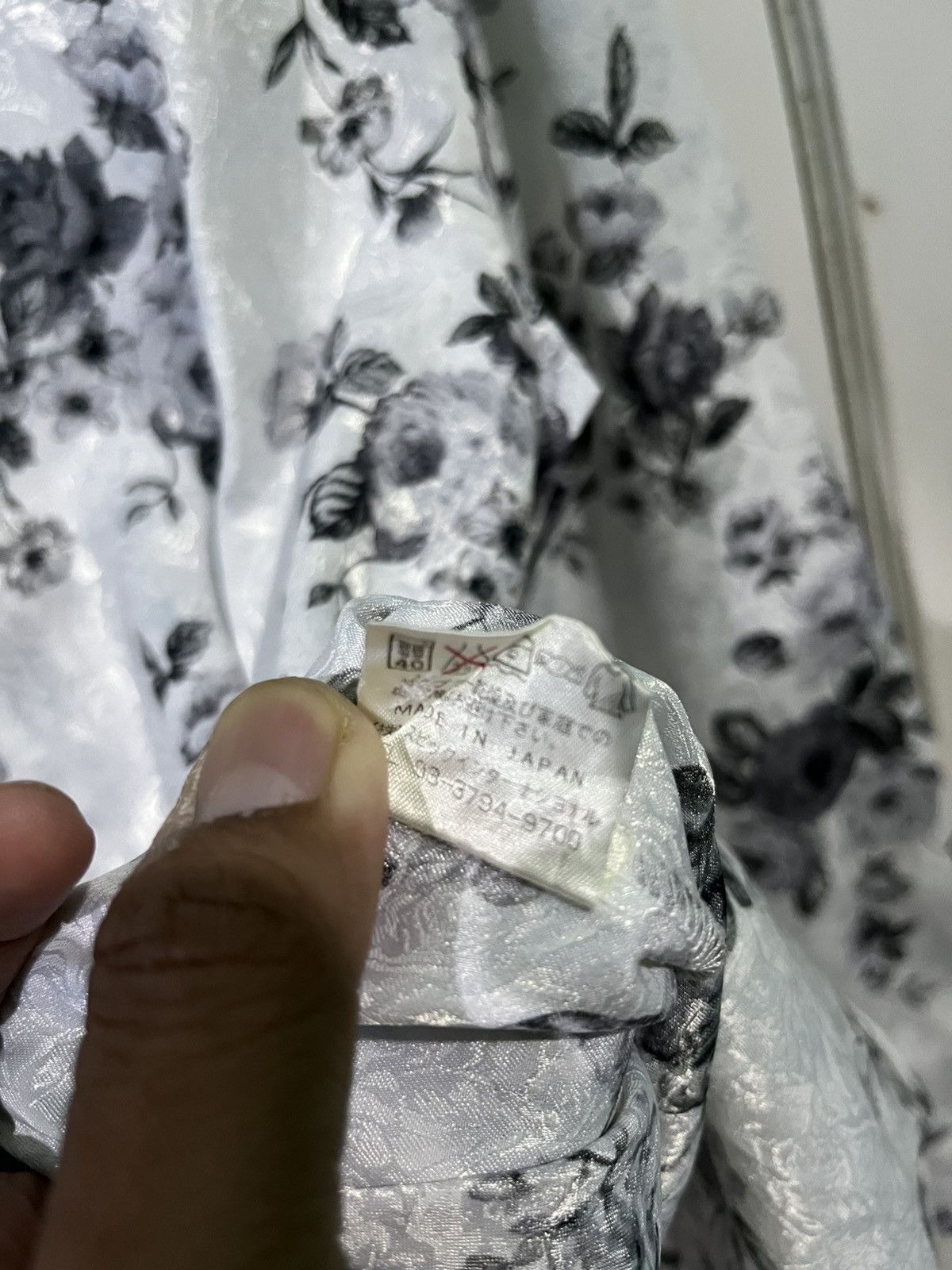 Tornado Mart Tornado mart flower pattern shirt Size US M / EU 48-50 / 2 - 6 Thumbnail