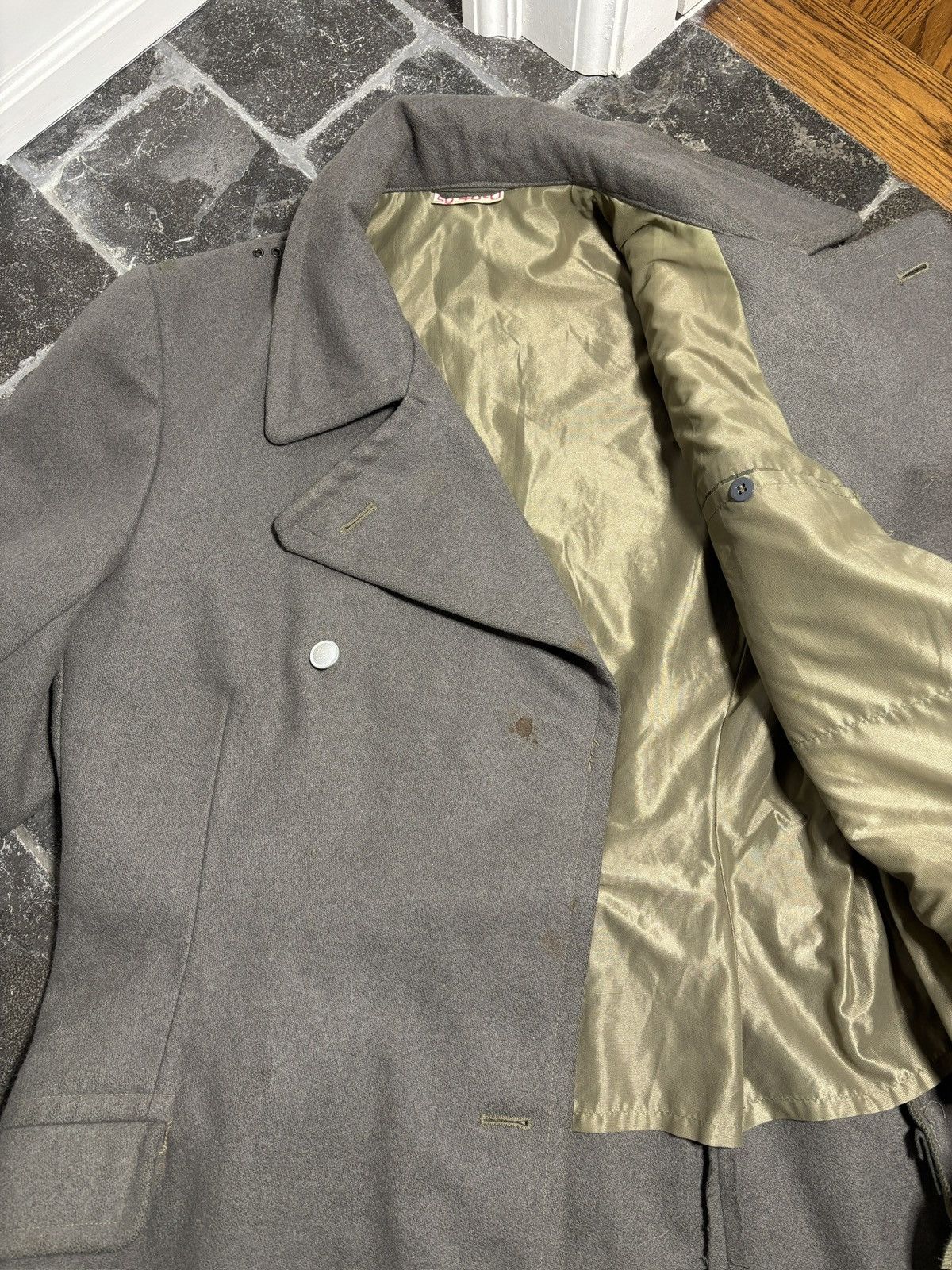 Vintage 1970s East German Military Vintage Wool Coat Trench Army 60s Size US M / EU 48-50 / 2 - 11 Thumbnail