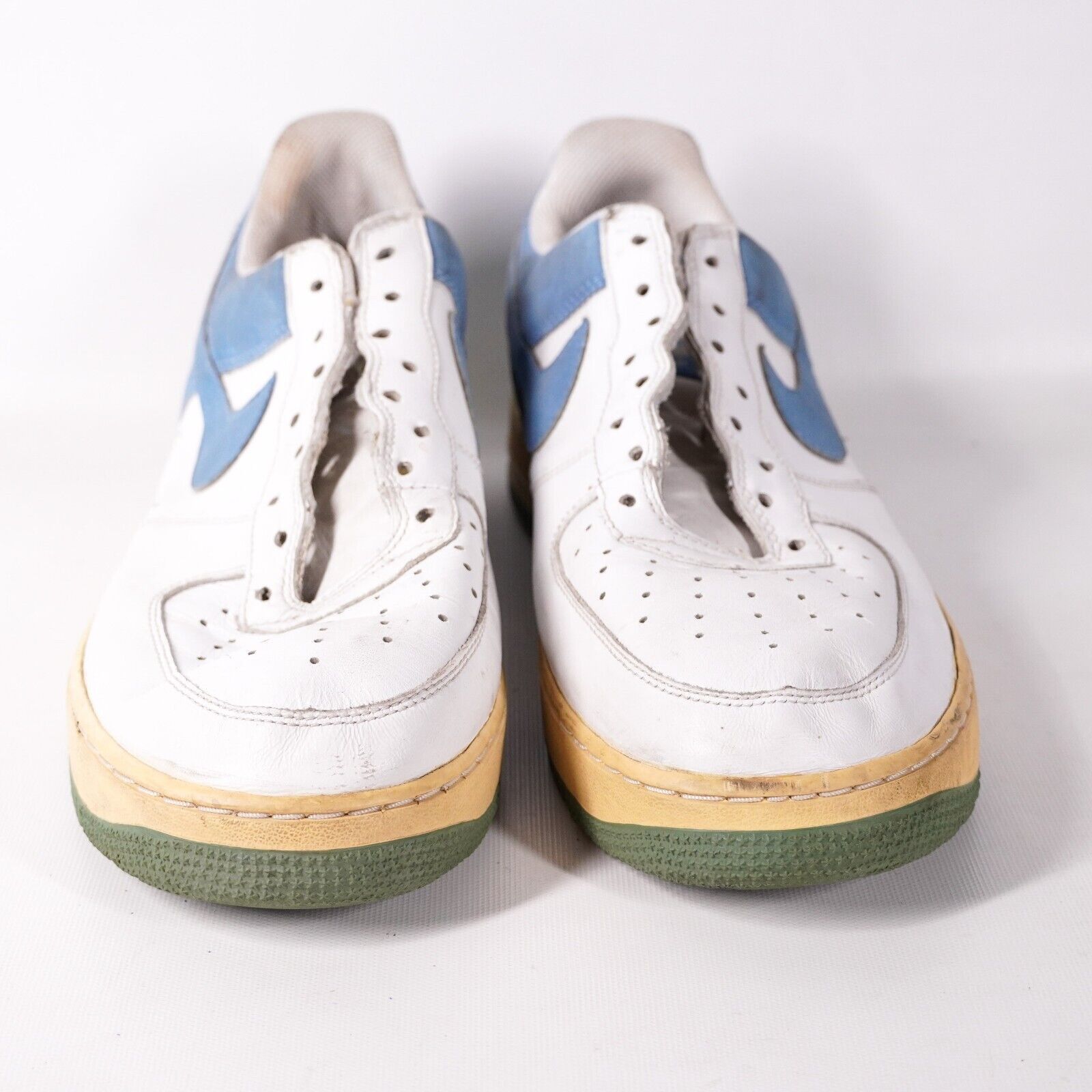 Nike Nike Air Force 1 Athletic Low Sneakers Men 11.5 Casual Shoes Size US 11.5 / EU 44-45 - 2 Thumbnail