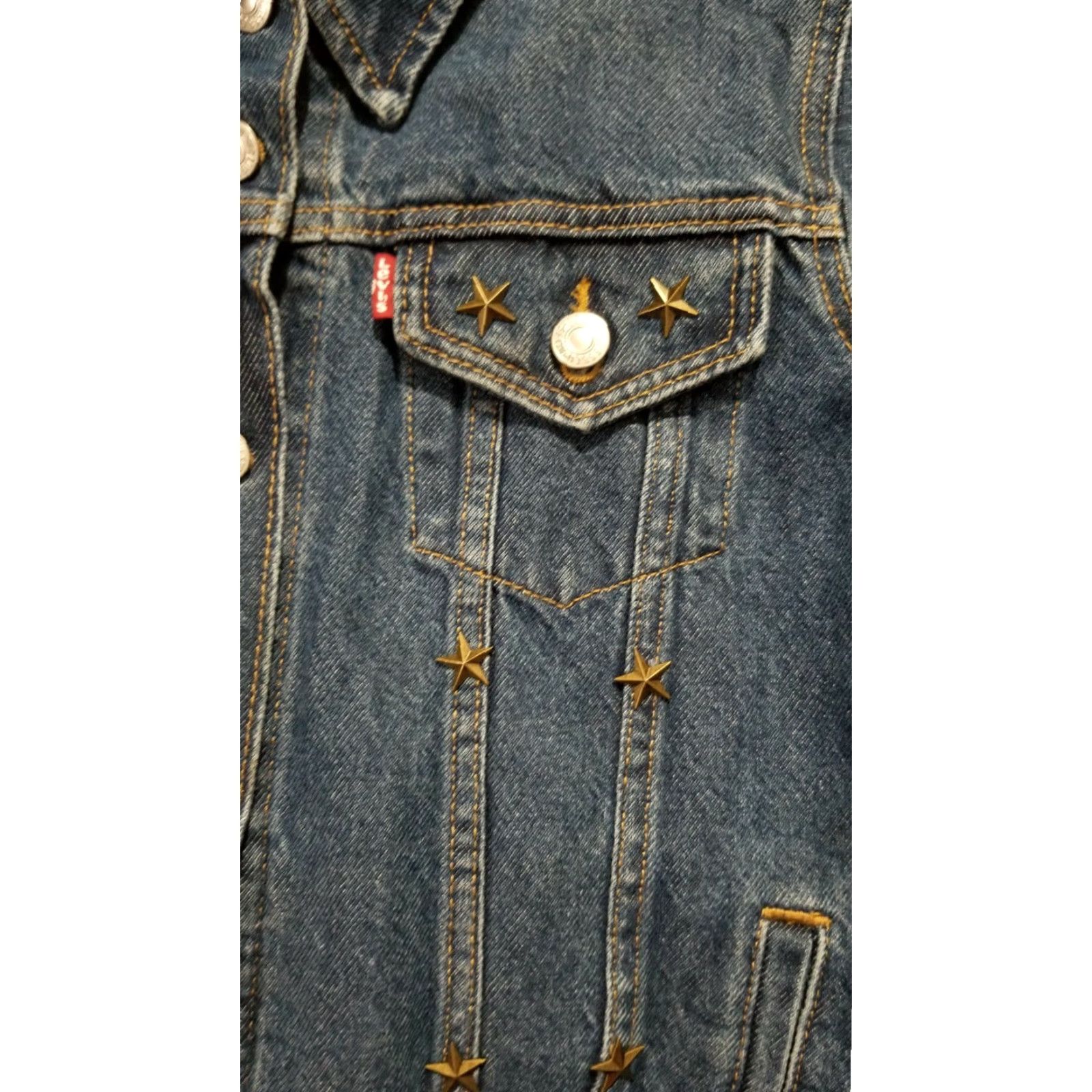 Levi's Levi's Womens M Denim Trucker Jacket Star Studded Detail Embellished Blue 2010s Casual Medium Womens Denim Trucker Star Studded Jacket Size 32" / US 10 / IT 46 - 2 Thumbnail