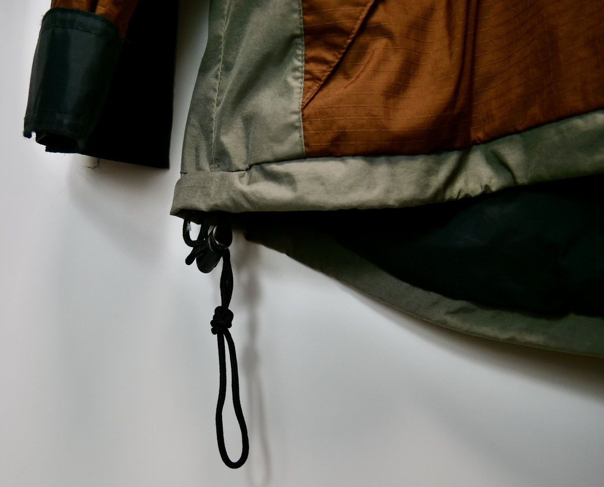 The North Face Very Rare Brown 90s Center Logo Nylon North Face Jacket Size US L / EU 52-54 / 3 - 17 Thumbnail