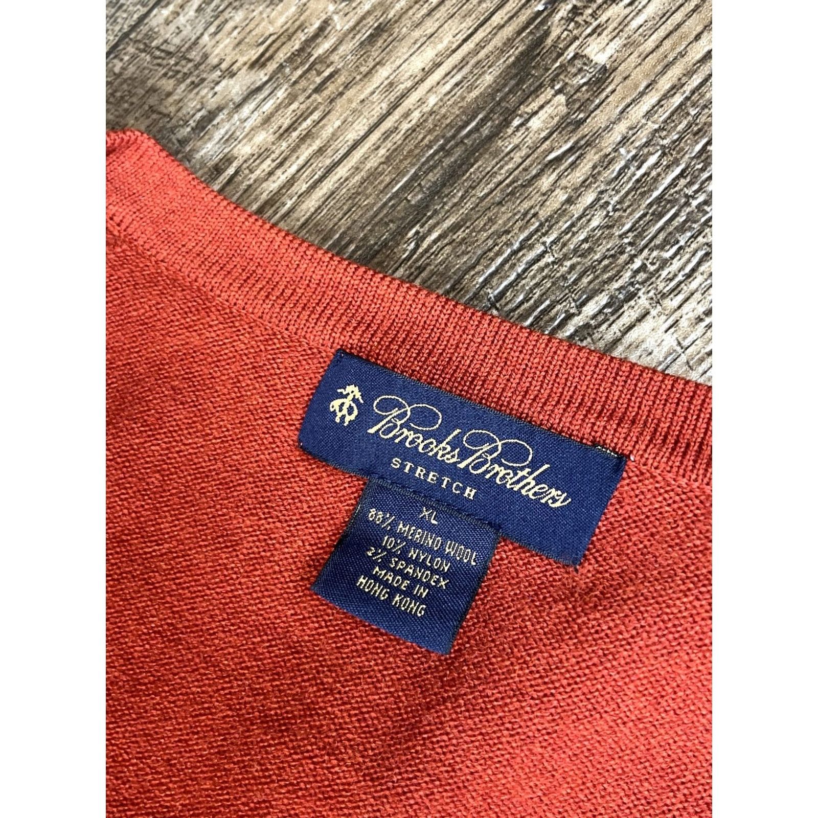 Brooks Brothers Brooks Brothers V-Neck Sweater Mens XL Merino Wool Burnt Orange Pullover Knit Tight-Knit Regular Long Sleeve Size US XL / EU 56 / 4 - 4 Thumbnail