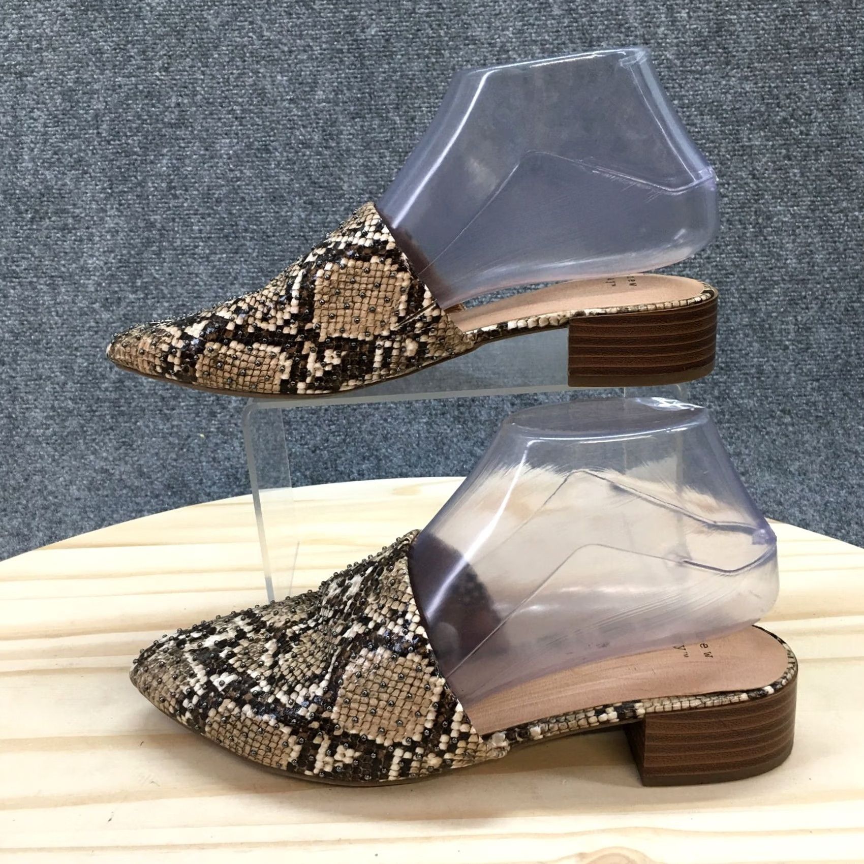 Vintage A New Day Sandals Womens 6.5 Snake Print Casual Slip On Mules Brown Faux Leather Size US 7 / IT 37 - 2 Thumbnail