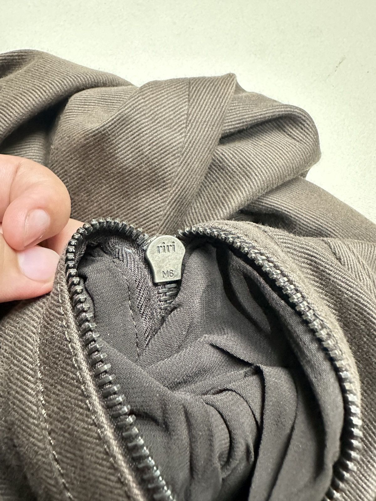 Prada Prada Size 26" / US 2 / IT 38 - 7 Thumbnail