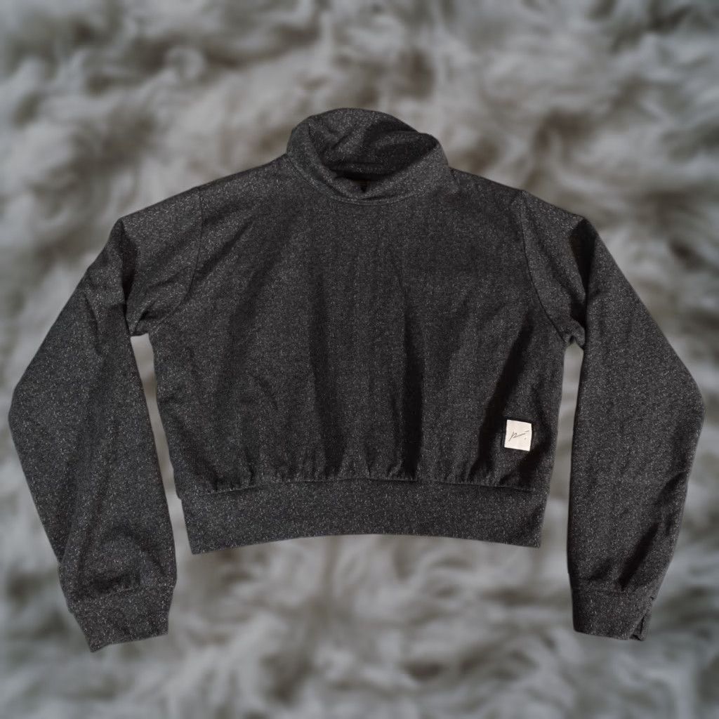 Prevu Grays Prevu Studio London Turtleneck Sweatshirt Womens Size 6 Gray Cropped Fleece Polyester Cotton Regular Long Sleeve Pullover Activewear Size M / US 6-8 / IT 42-44 - 1 Thumbnail