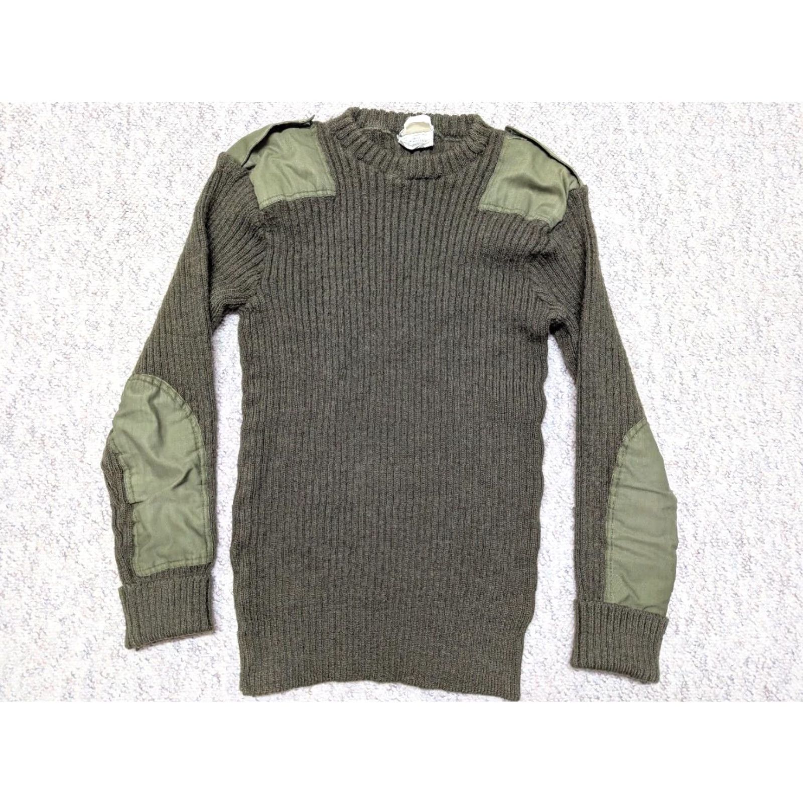Vintage VINTAGE CORP Inc ENGLAND Wooly Pully Green Sweater Crewneck Men S Wool Chest 29" Long 38 Small Long Ribbed ARMY 90s? Size US S / EU 44-46 / 1 - 5 Thumbnail