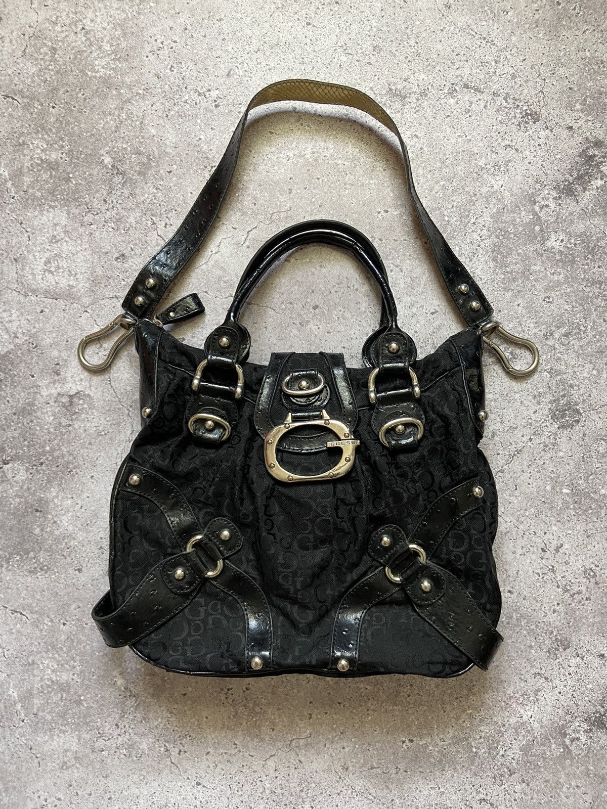 Guess Vintage Y2K Monogram G Shoulder Bag in Black, Women's