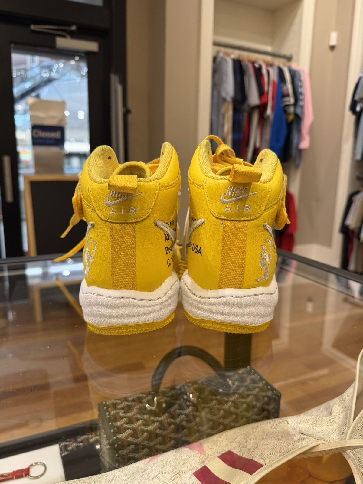 Nike × Off-White Off-White x Nike Air Force 1 Mid SP ‘Varsity Maize’ Size US 9 / EU 42 - 6 Thumbnail