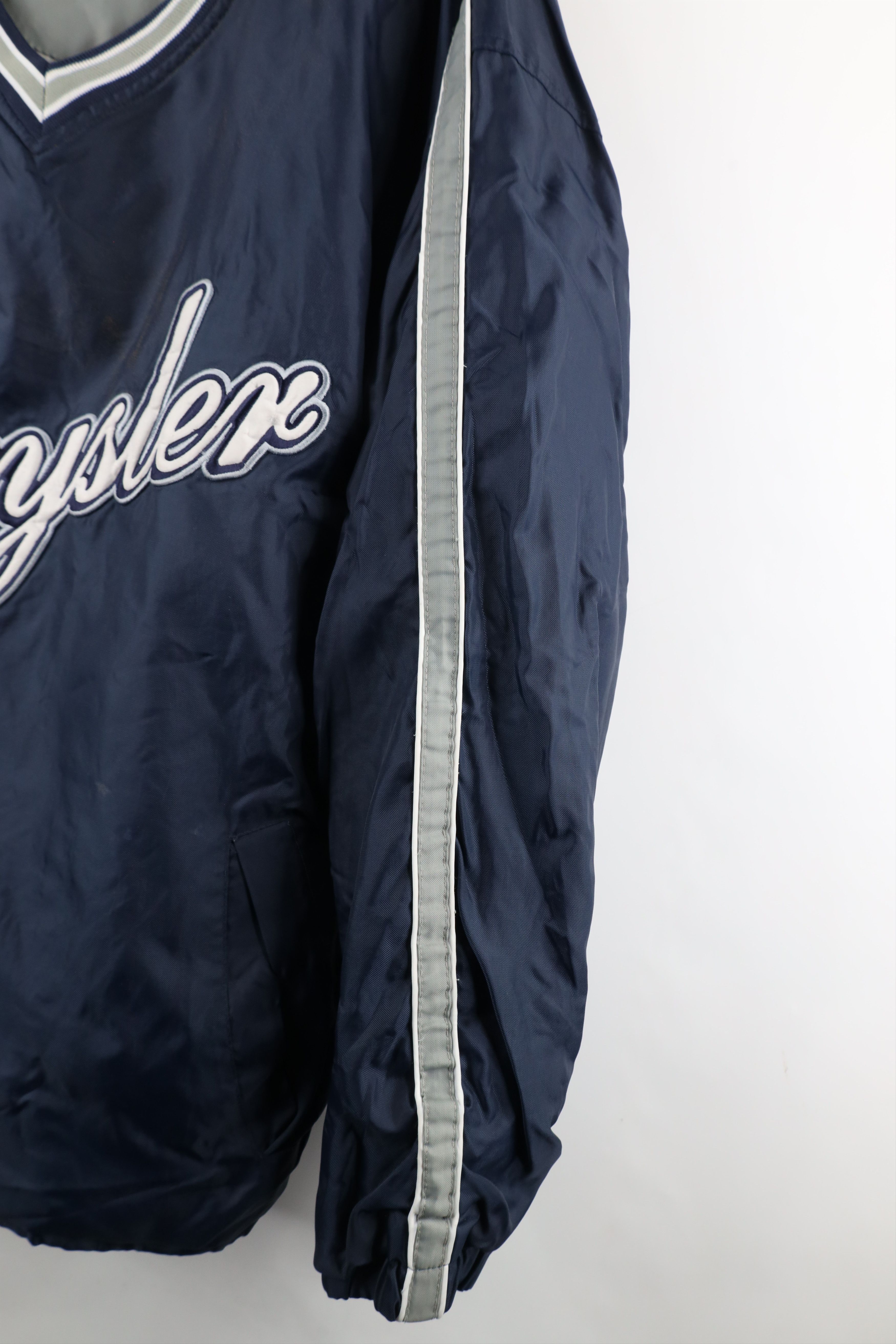 Vintage Vintage Y2K 2005 Out Script Chrysler Car Windbreaker Jacket Size US XL / EU 56 / 4 - 8 Thumbnail