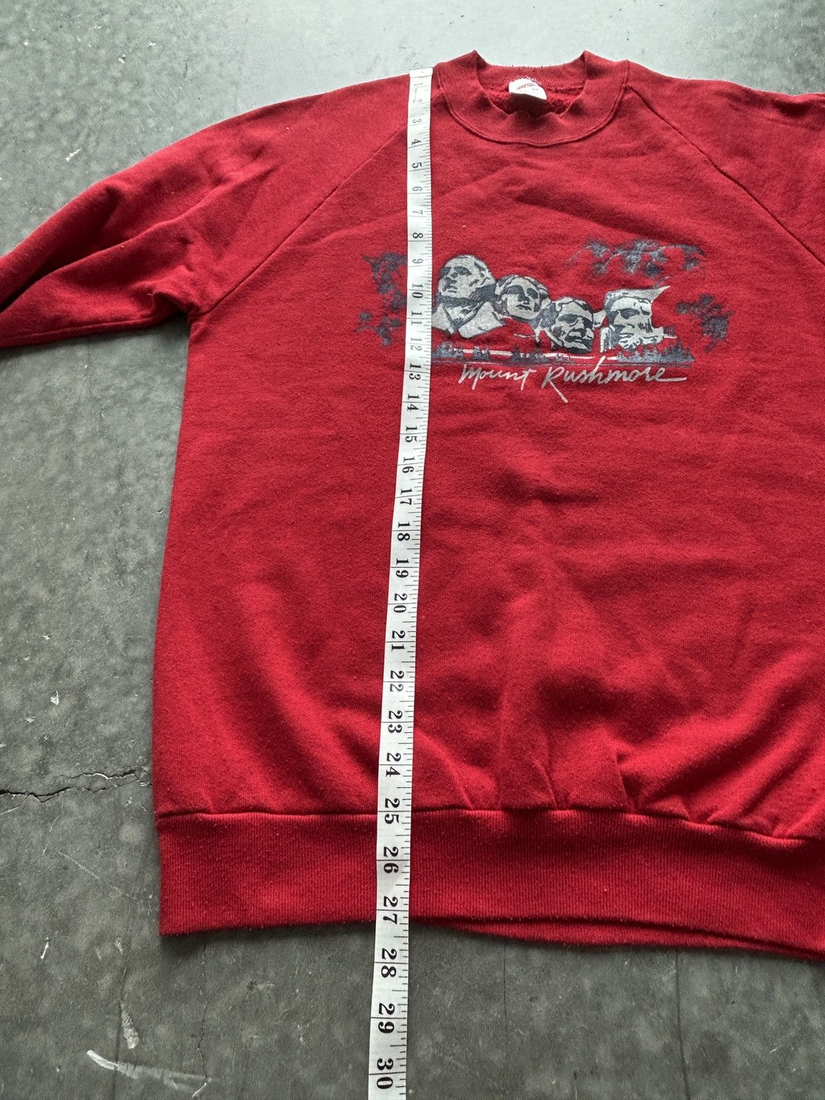 Vintage Vintage 80s Raglan Mount Rushmore Sweatshirt Size US M / EU 48-50 / 2 - 7 Thumbnail