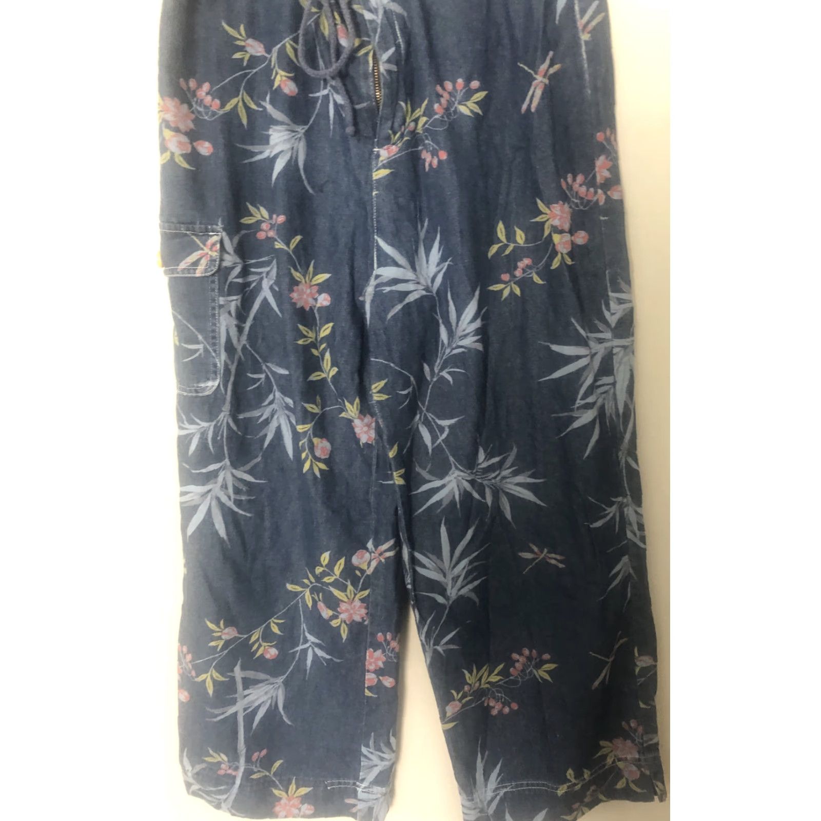 Vintage VINTAGE Sag Harbor Pants Floral Capri Straight Women S Blue 100% Cotton Relaxed 90s Pockets Easy Care Size 28" / US 6 / IT 42 - 2 Thumbnail